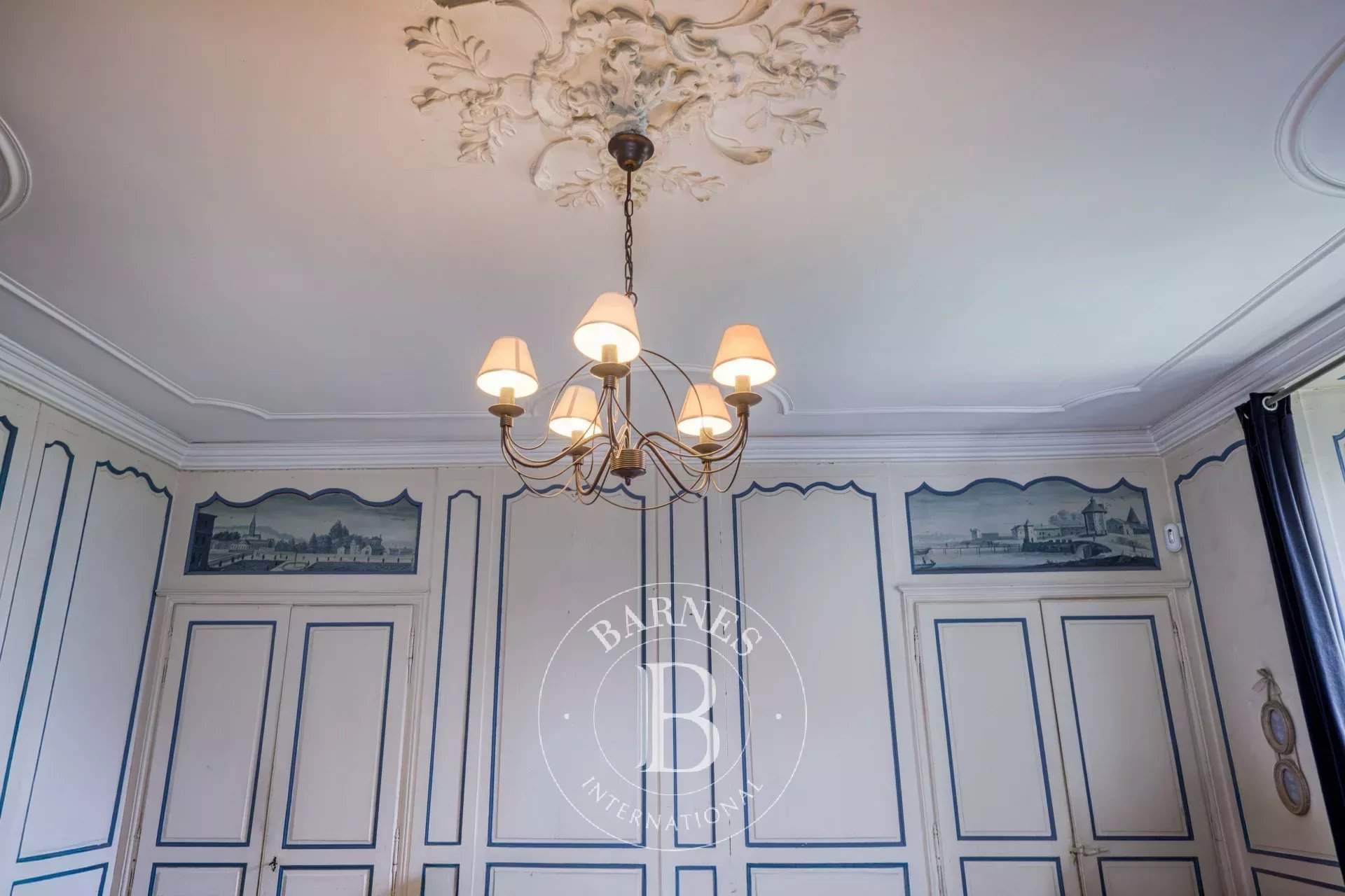 Ornex  - House 5 Bedrooms - picture 16