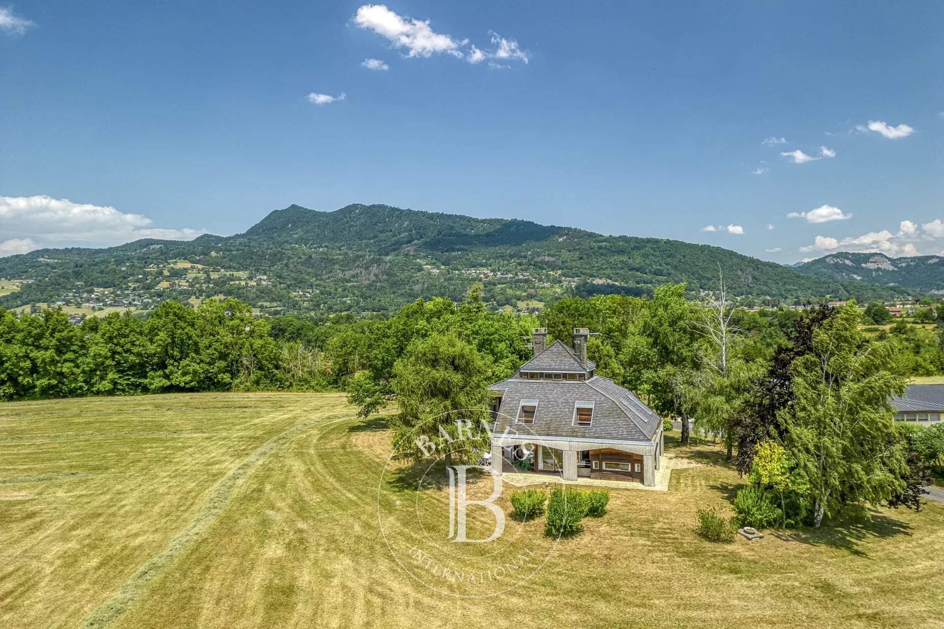 Fillinges  - Maison 8 Pi&egrave;ces 8 Chambres - picture 7