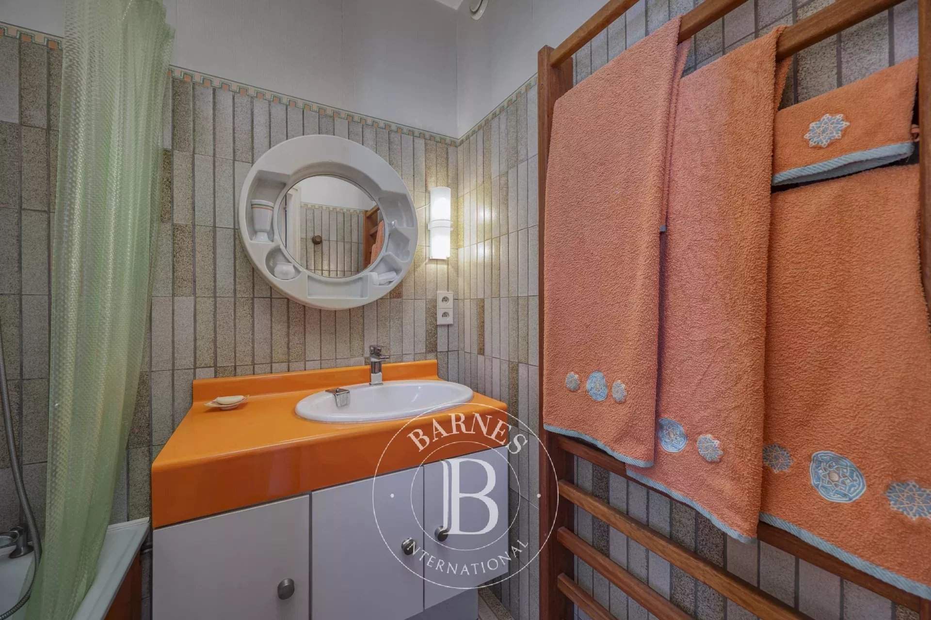 Fillinges  - Maison 8 Pi&egrave;ces 8 Chambres - picture 17