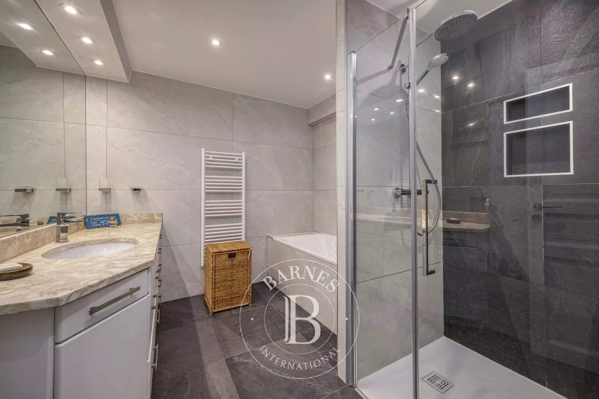 Divonne-les-Bains  - Apartment 4 Bedrooms - picture 14