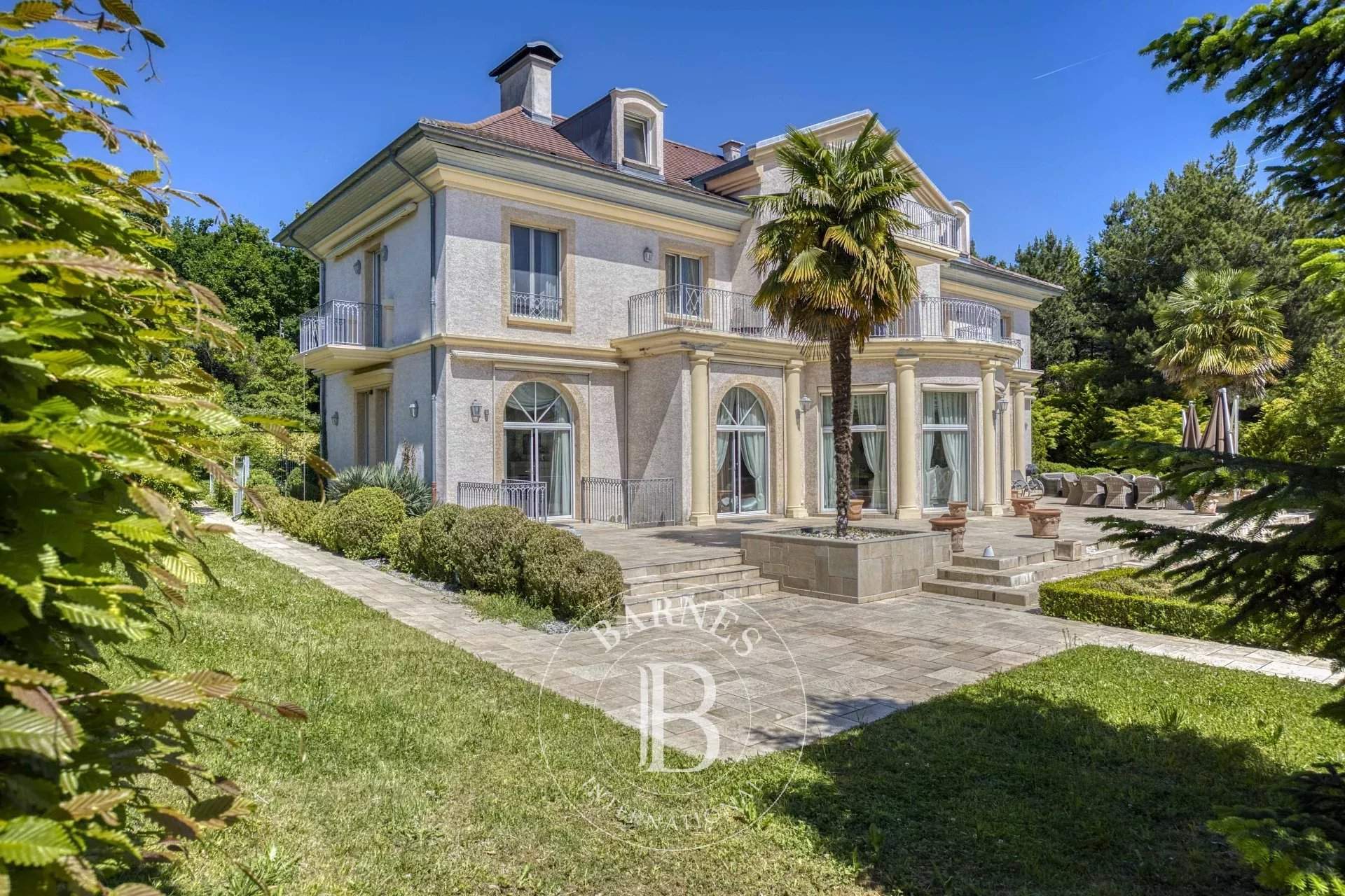 Divonne-les-Bains  - Property 6 Bedrooms - picture 1