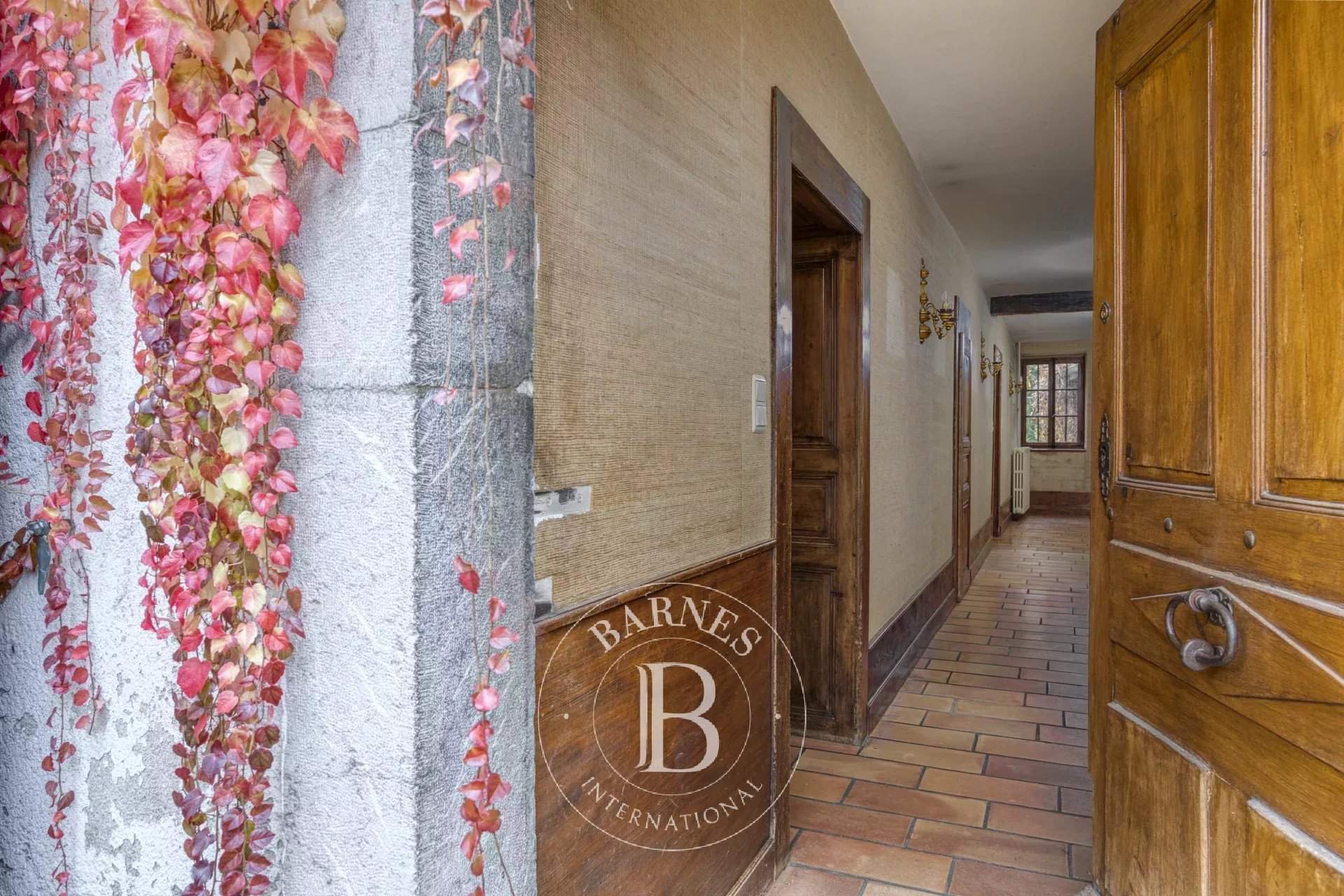 Fillinges  - Property 5 Bedrooms - picture 3