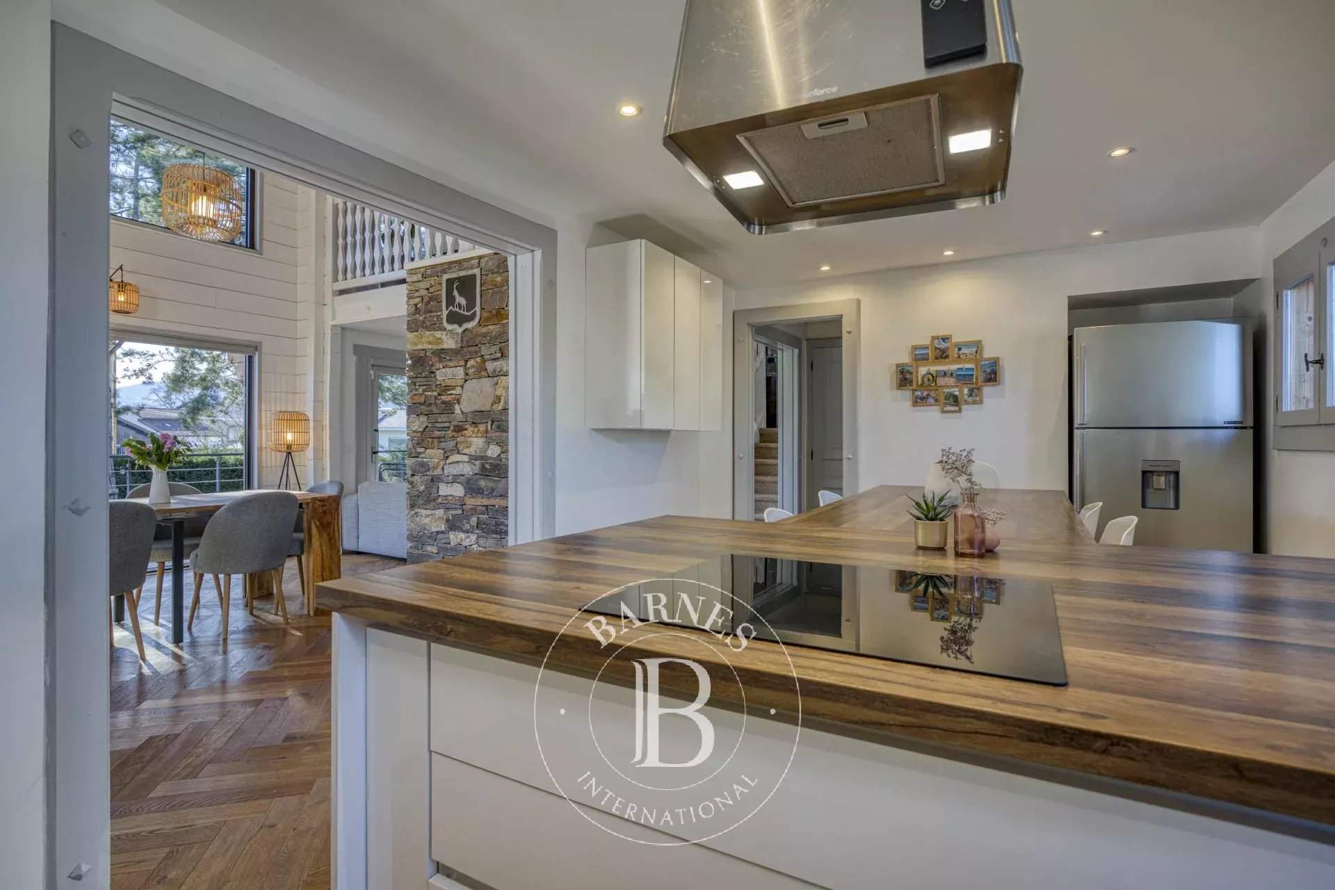 Vétraz-Monthoux  - Chalet 7 Pi&egrave;ces 5 Chambres - picture 10