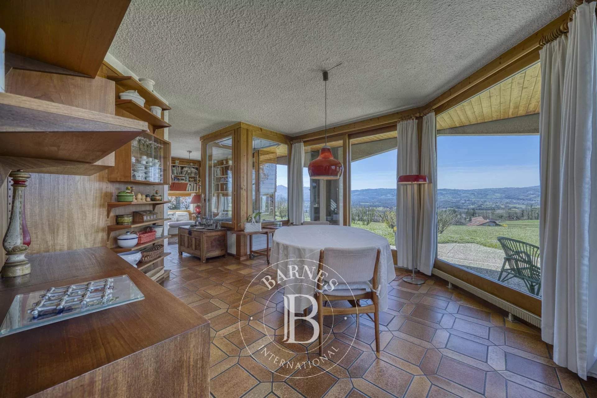 Fillinges  - Maison 8 Pi&egrave;ces 8 Chambres - picture 13