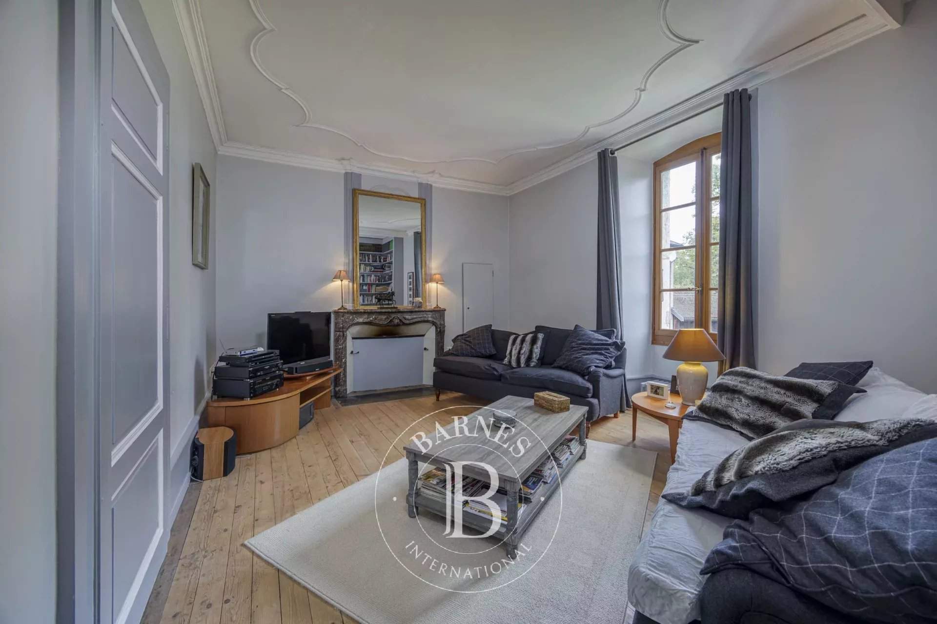 Ornex  - House 5 Bedrooms - picture 7