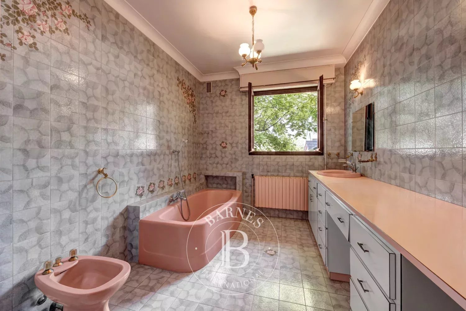 Divonne-les-Bains  - Villa 7 Pi&egrave;ces 5 Chambres - picture 9