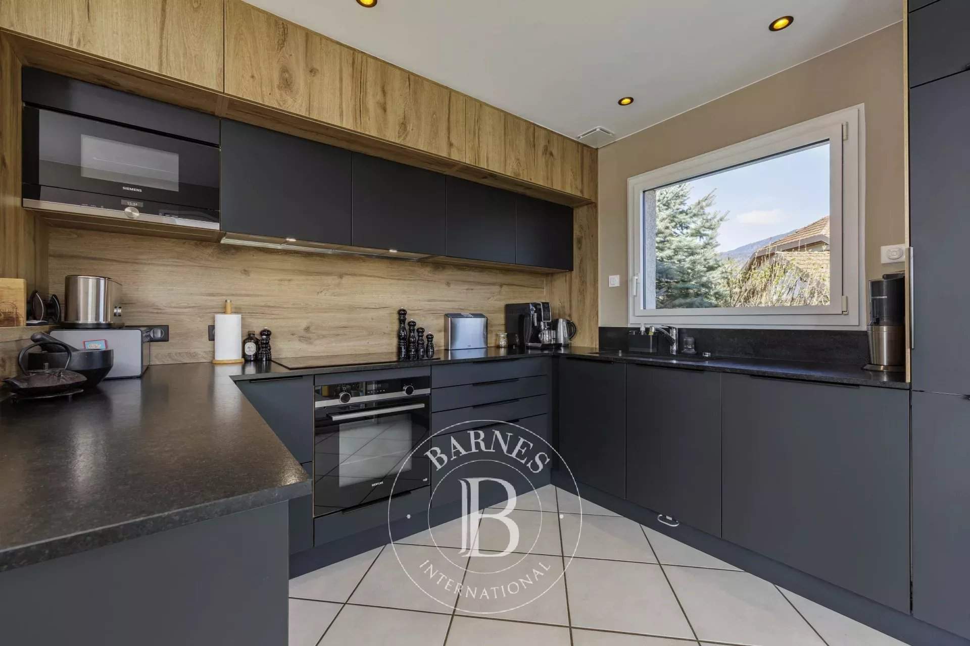 Bonne  - Maison 5 Pi&egrave;ces 4 Chambres - picture 7