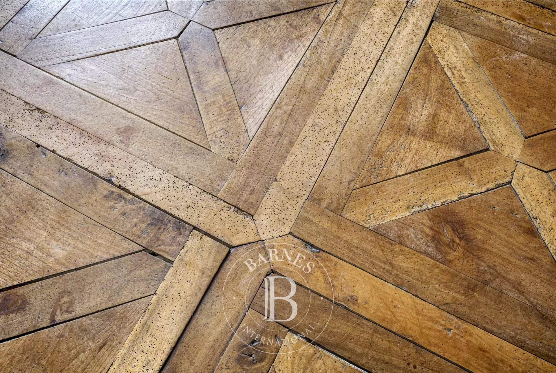 Ornex  - House 5 Bedrooms - picture 18