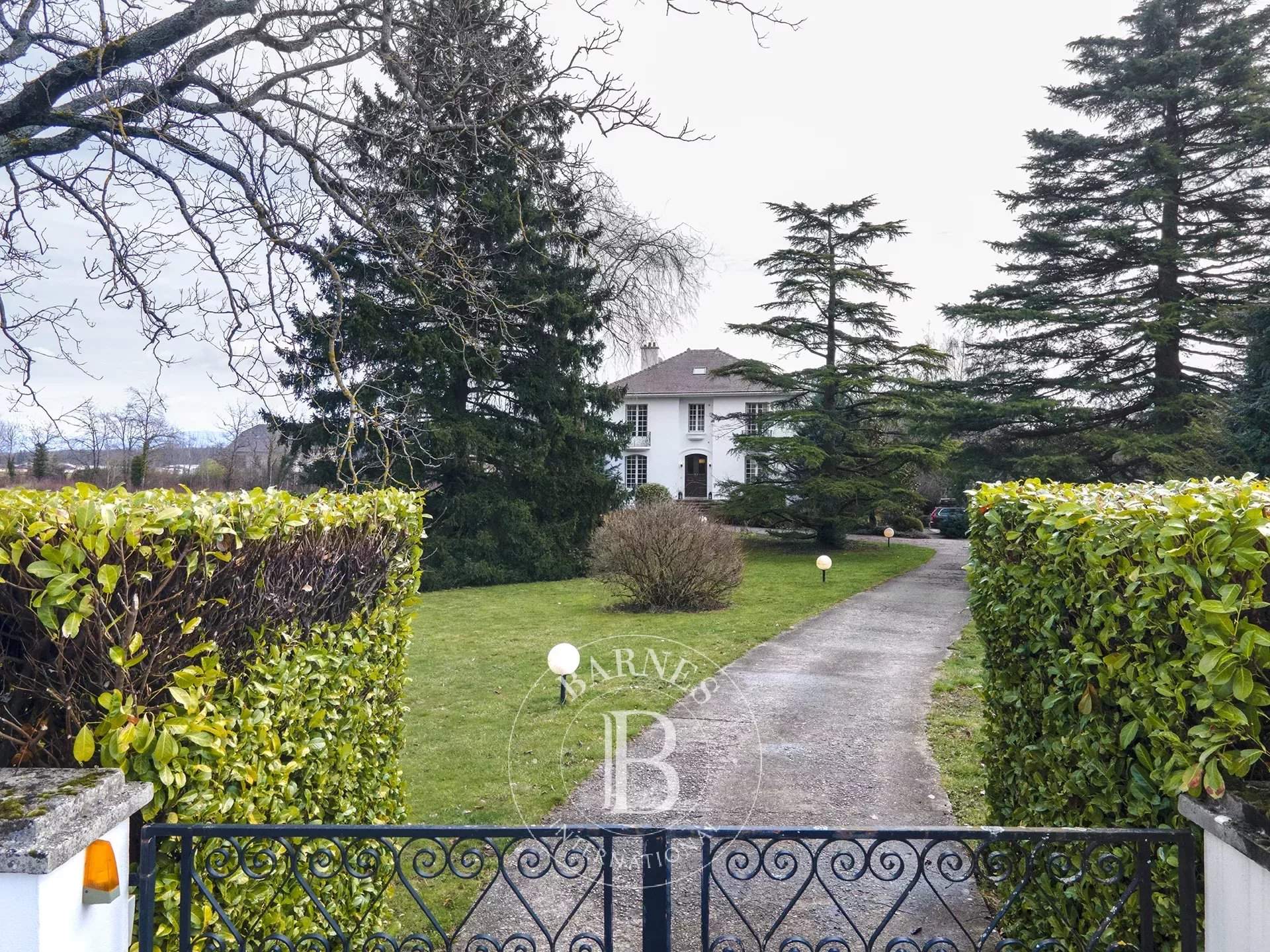 Divonne-les-Bains  - Property 4 Bedrooms - picture 13