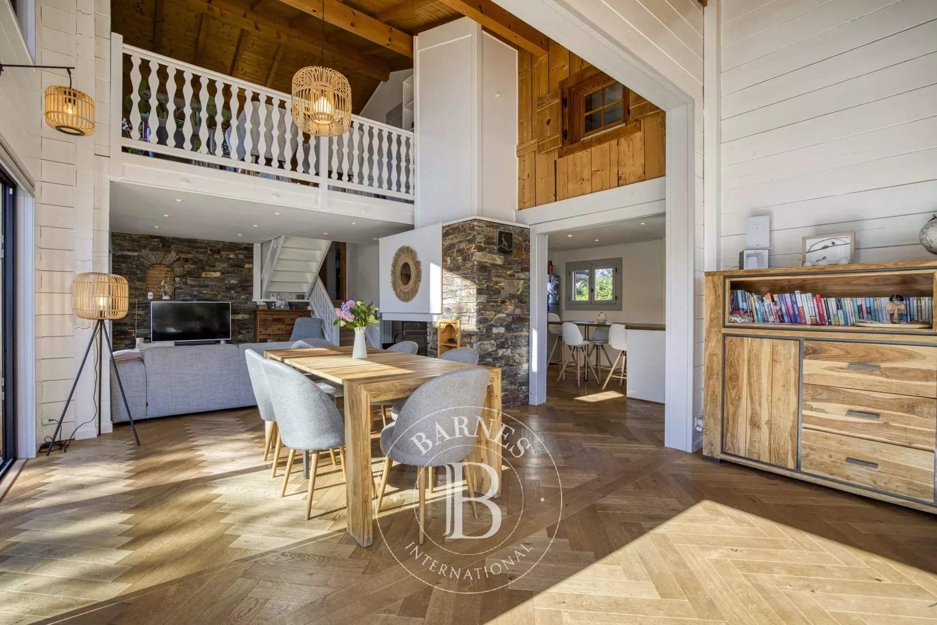 Vétraz-Monthoux  - Chalet 7 Pi&egrave;ces 5 Chambres - picture 6