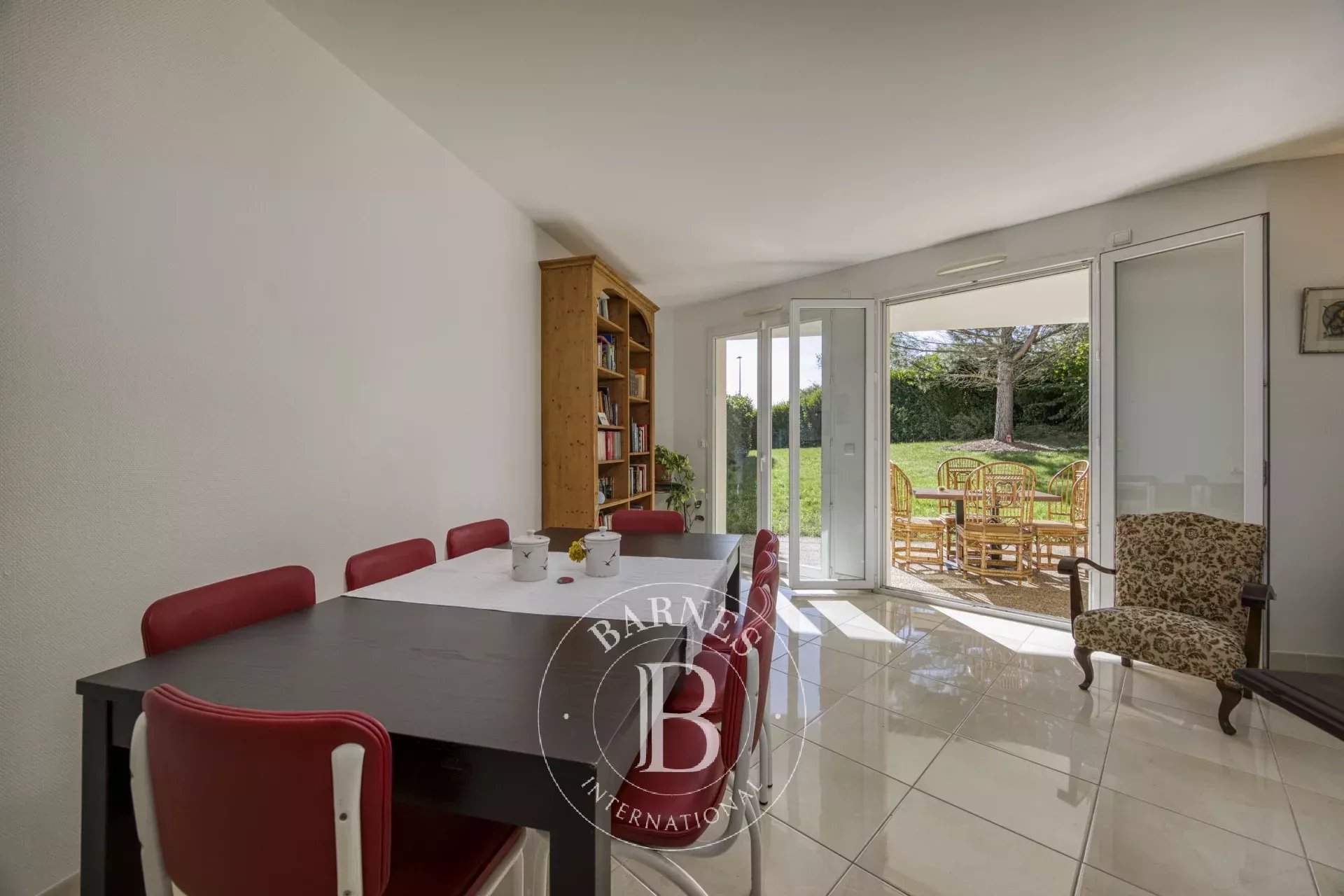 Divonne-les-Bains  - Appartement 4 Pi&egrave;ces 3 Chambres - picture 9