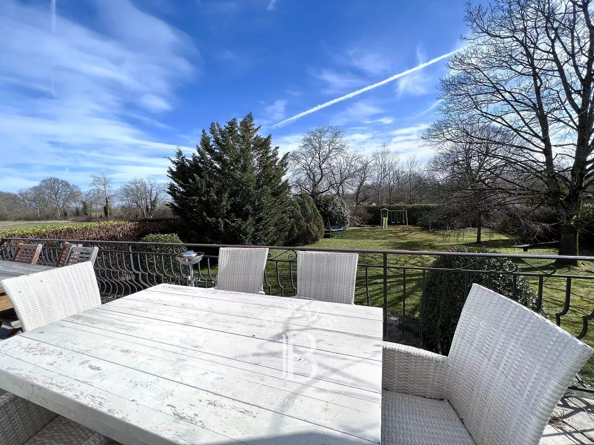 Divonne-les-Bains  - Property 4 Bedrooms - picture 4