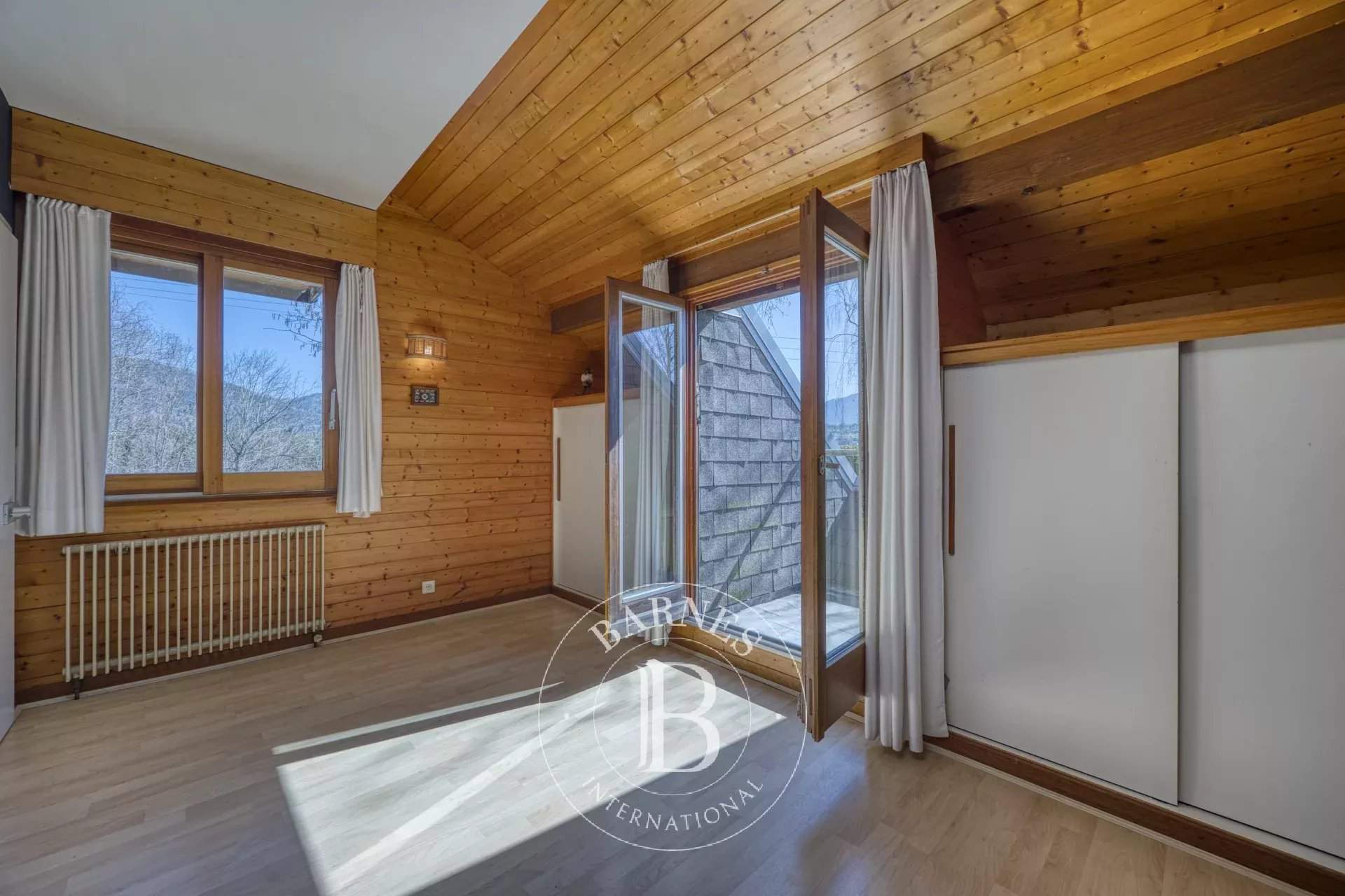 Fillinges  - Maison 8 Pi&egrave;ces 8 Chambres - picture 16