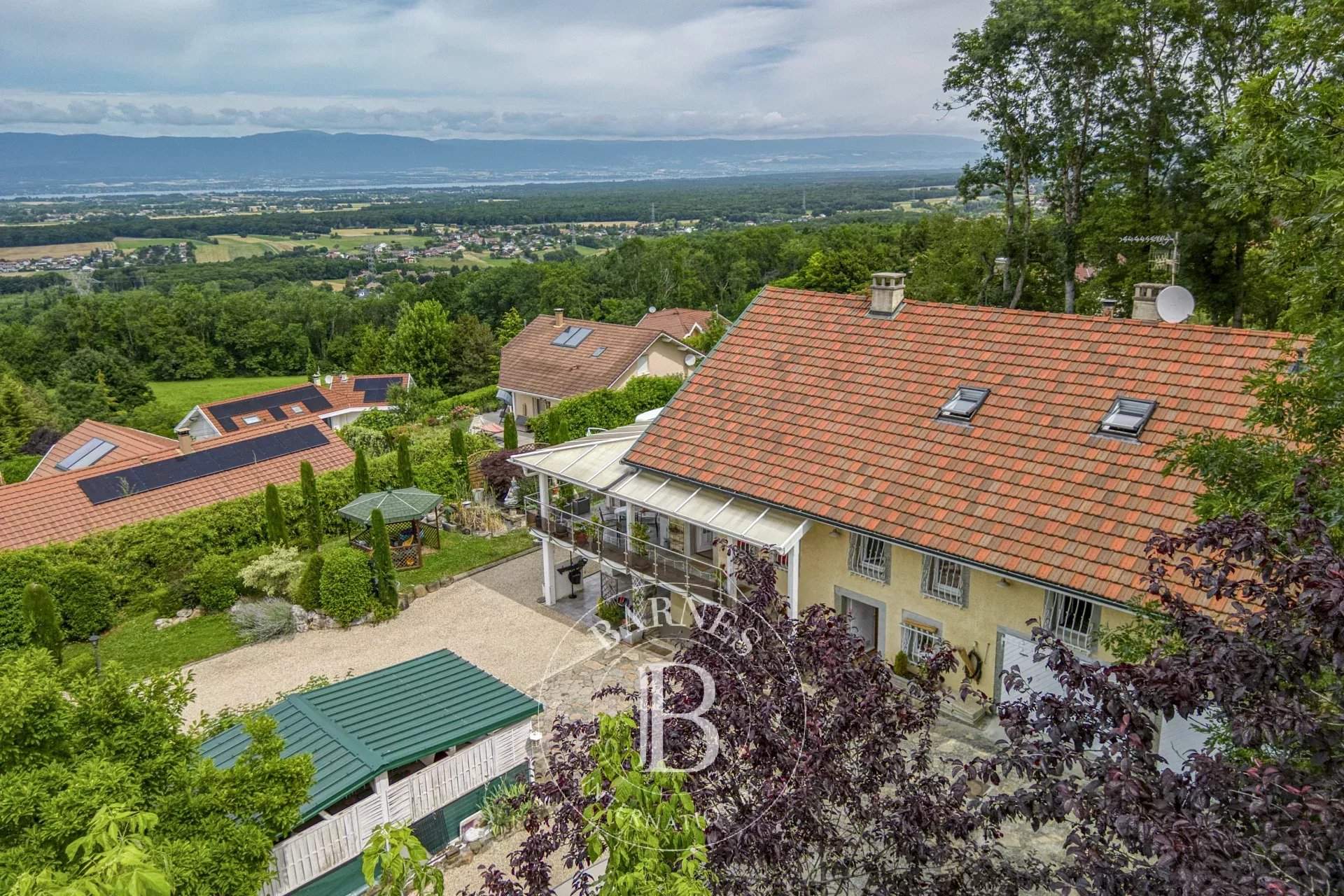 Cranves-Sales  - House 4 Bedrooms - picture 1