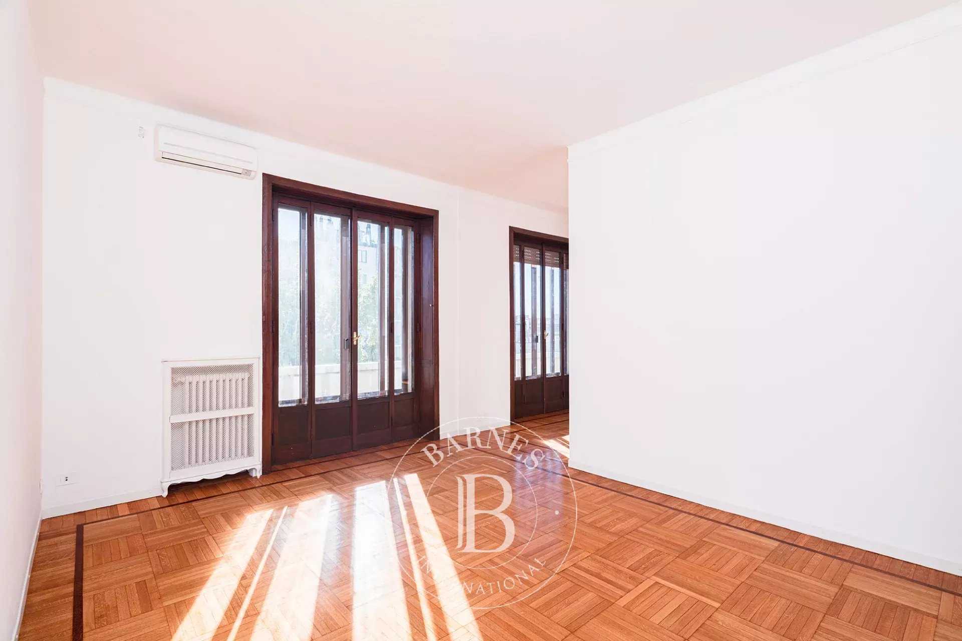 Milano  - Appartement 8 Pi&egrave;ces 4 Chambres