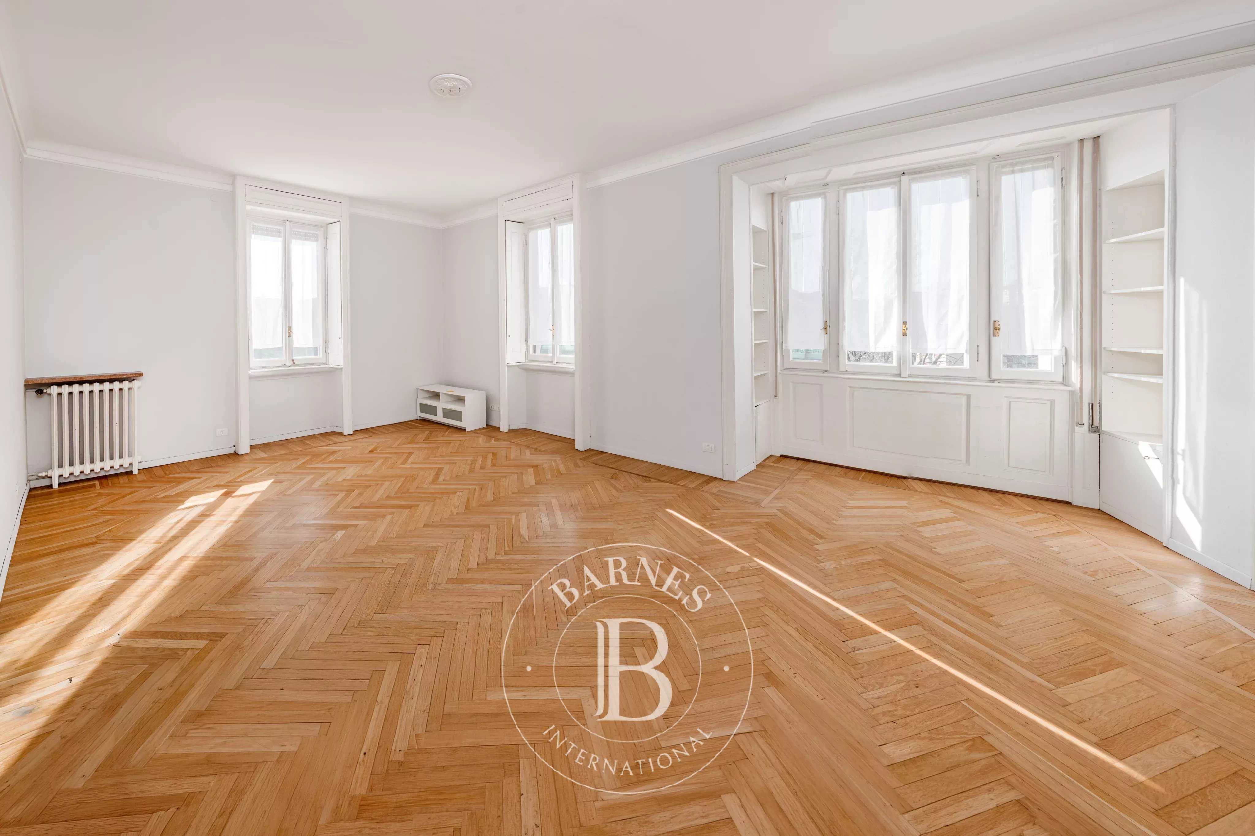 Milano  - Appartement 8 Pi&egrave;ces 4 Chambres