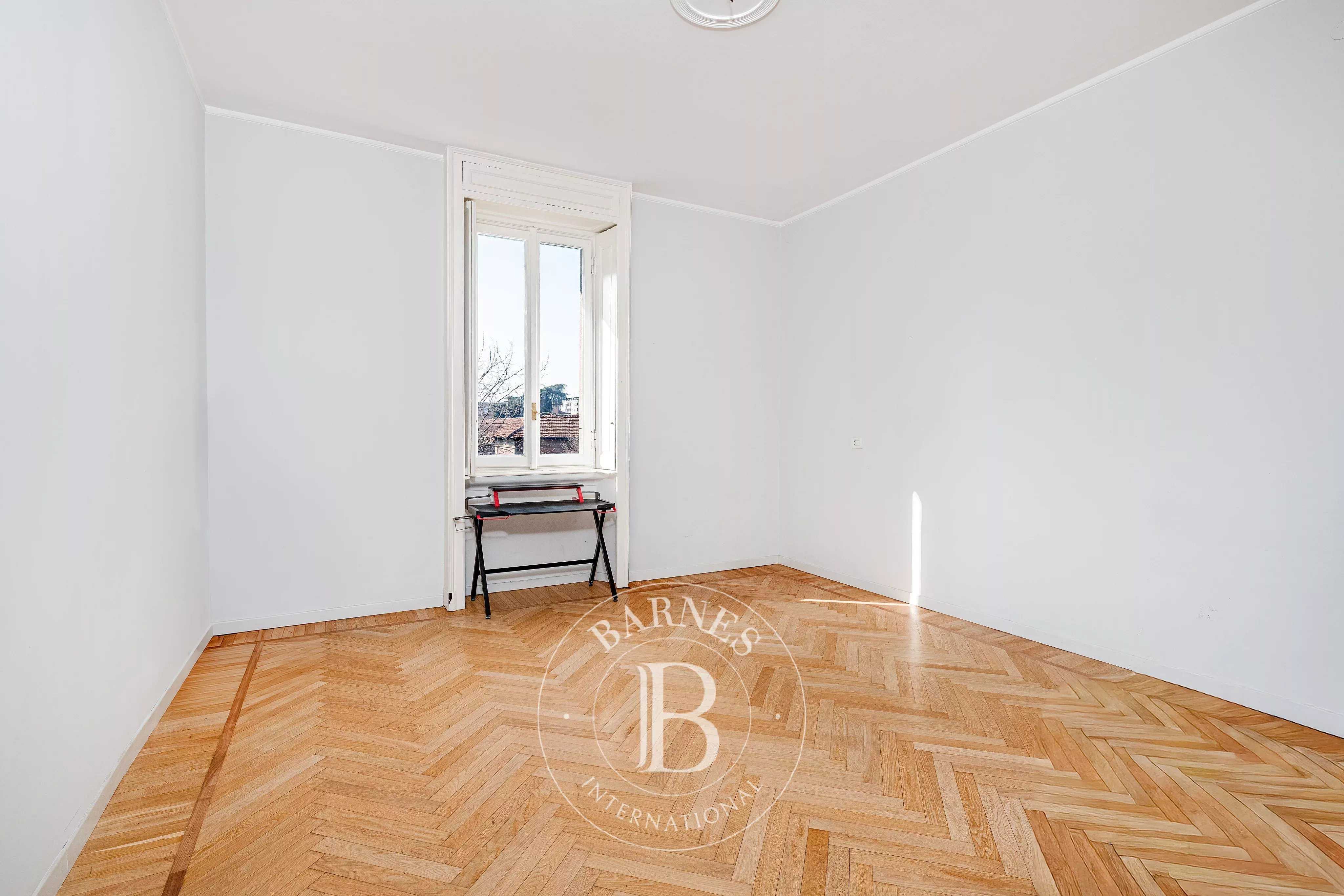 Milano  - Appartement 8 Pi&egrave;ces 4 Chambres