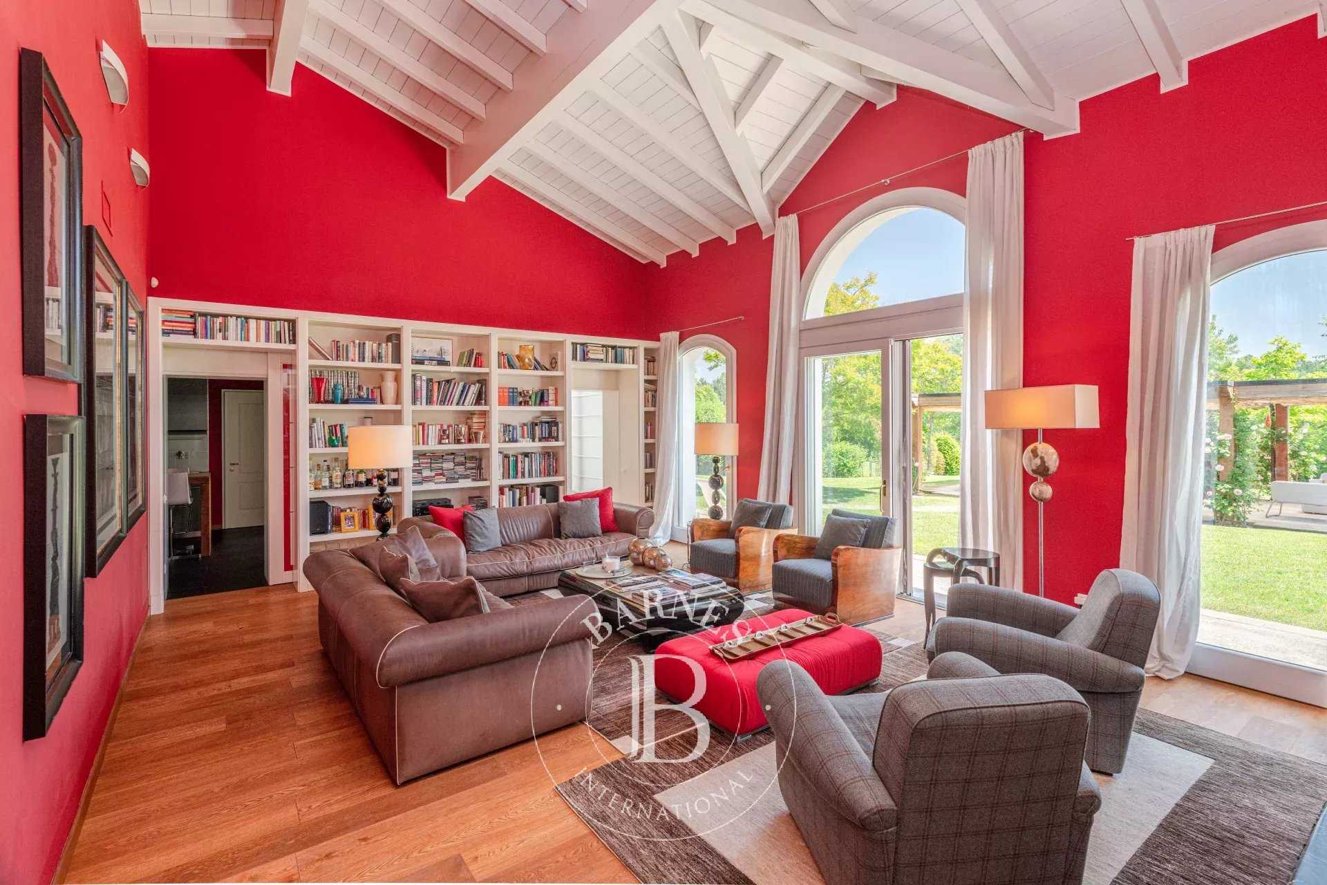 Bogogno  - Villa 5 Bedrooms