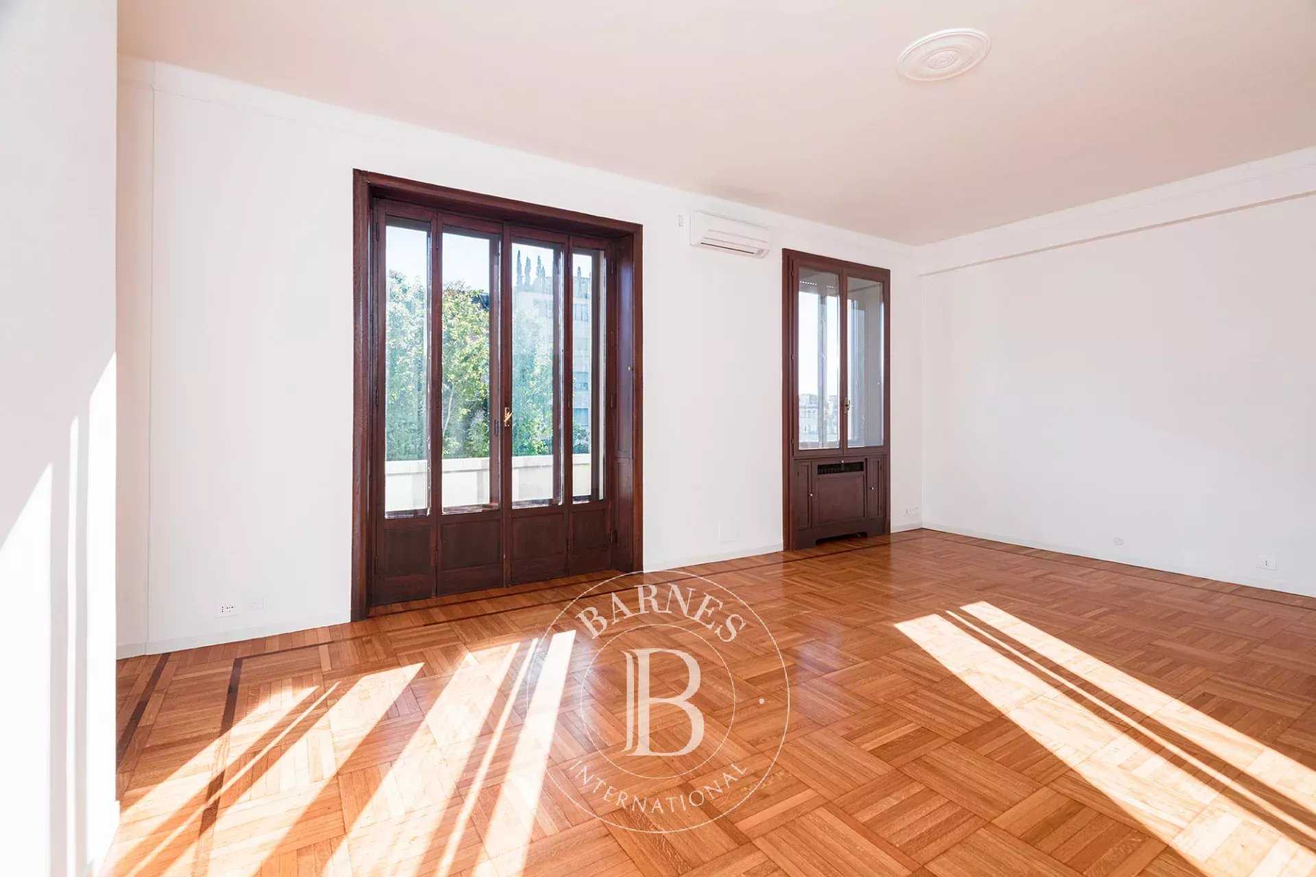Milano  - Appartement 8 Pi&egrave;ces 4 Chambres