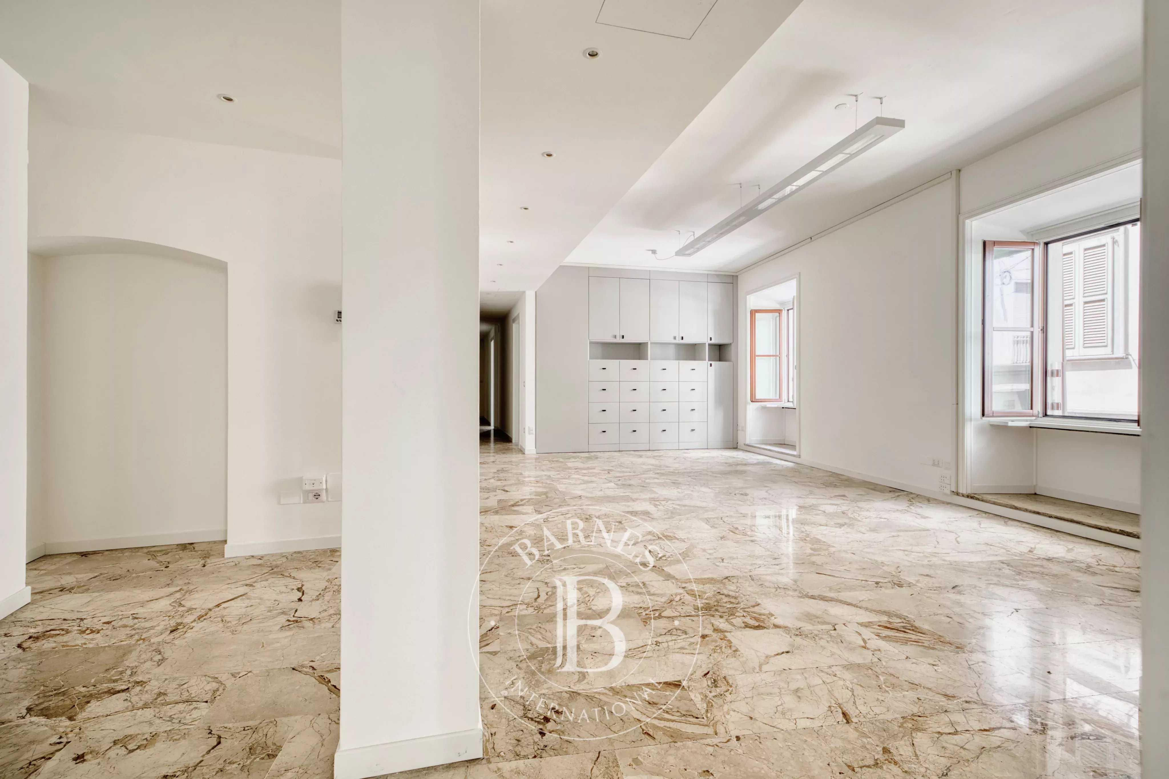 Milano  - Bureaux 6 Pi&egrave;ces