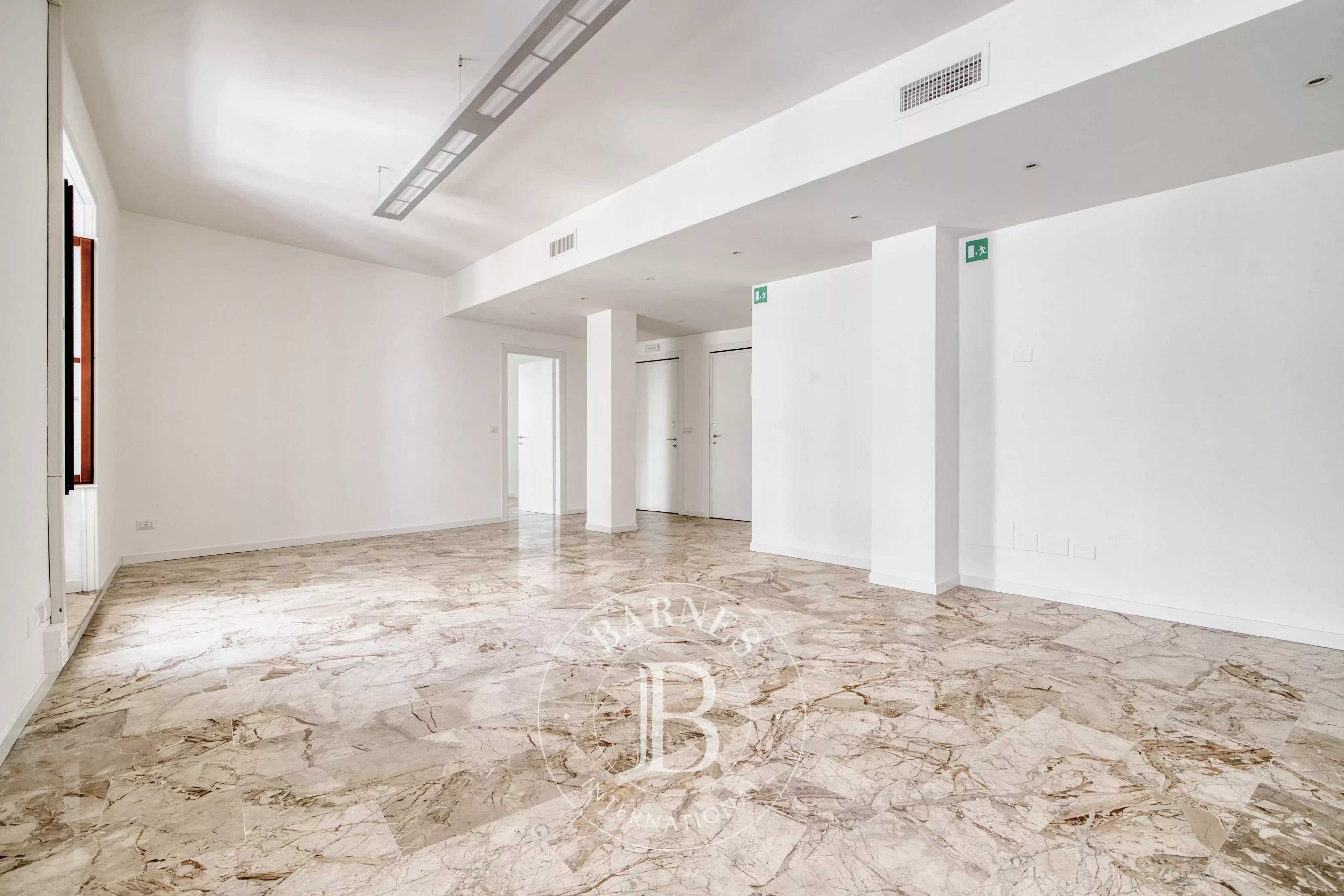 Milano  - Bureaux 6 Pi&egrave;ces