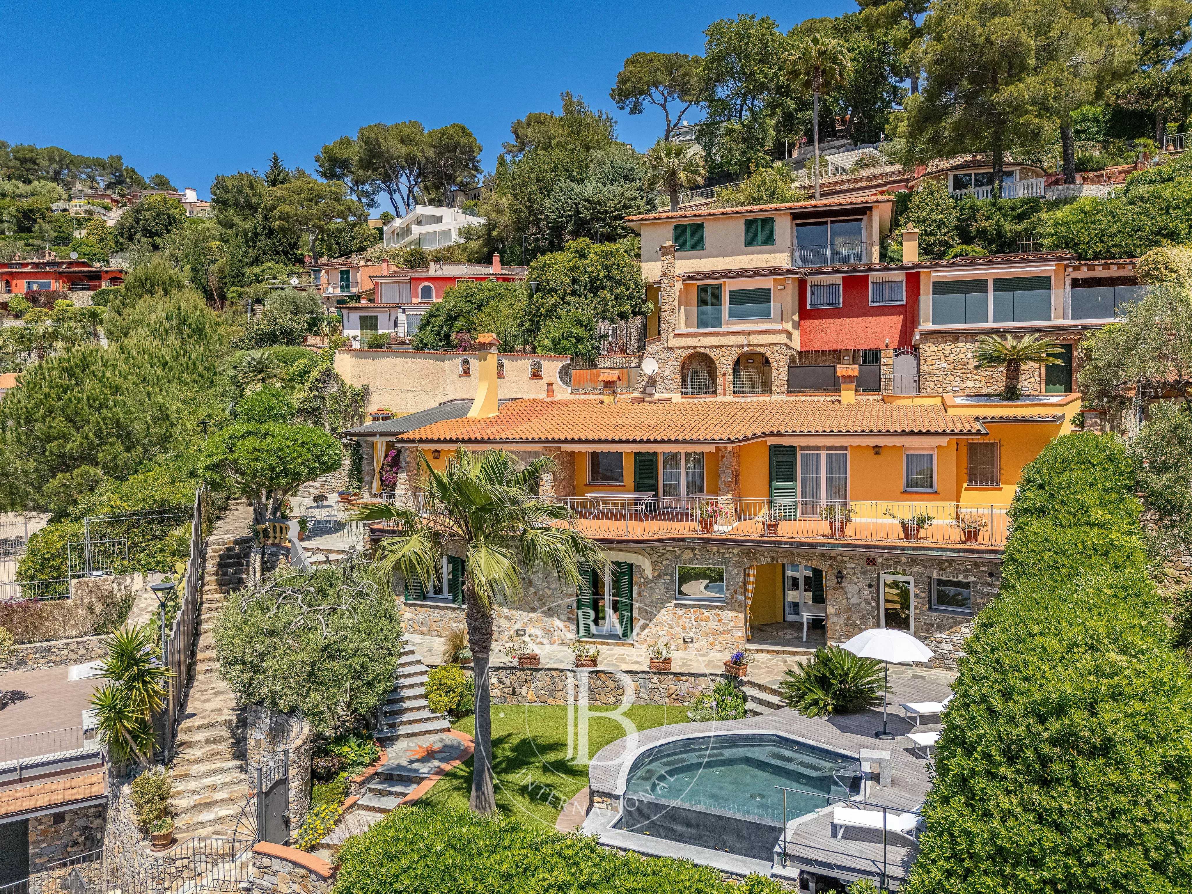 Villa Andora  -  ref 87072482 (picture 1)