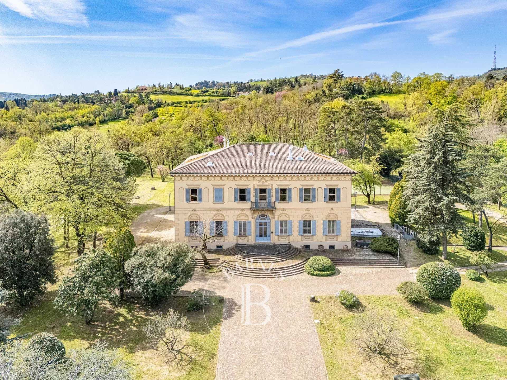 Villa Bologna  -  ref 85895116 (picture 2)