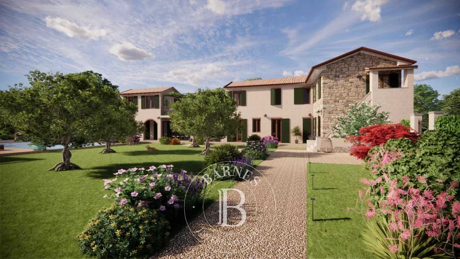 Villa Pietrasanta  -  ref 86650387 (picture 1)