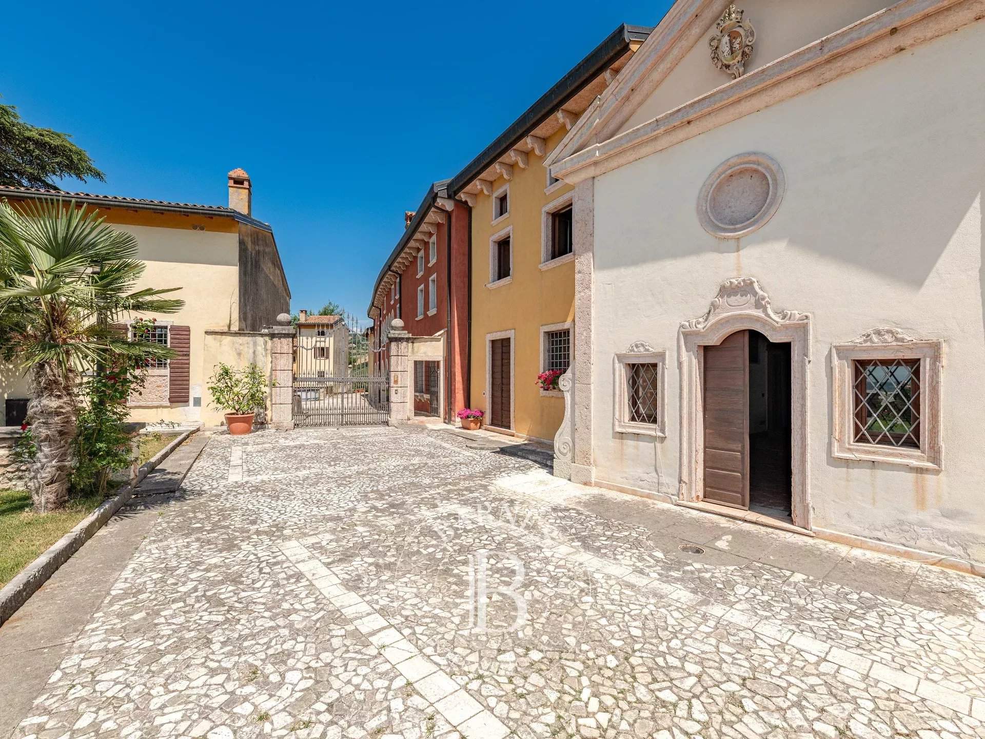 Grezzana  - Villa  - picture 9