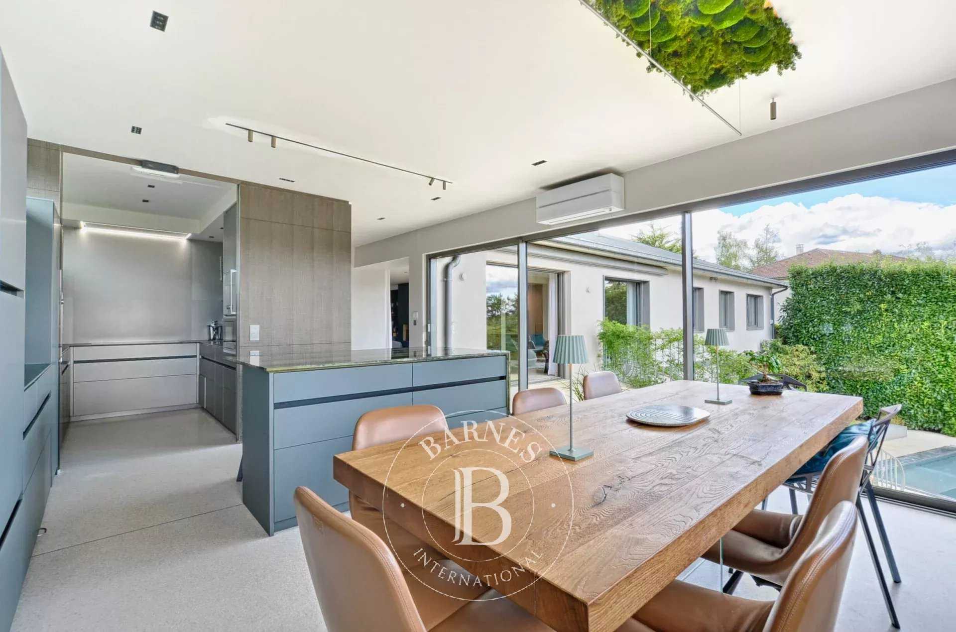 Plappeville  - Villa 9 Pi&egrave;ces 5 Chambres