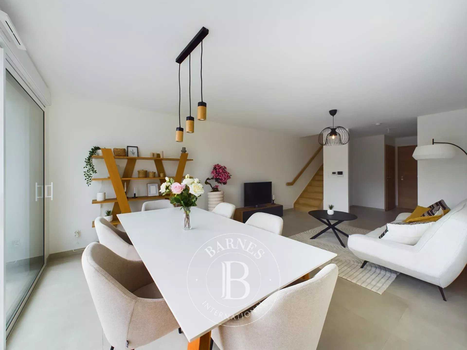 Talange  - Maison 4 Pi&egrave;ces 3 Chambres