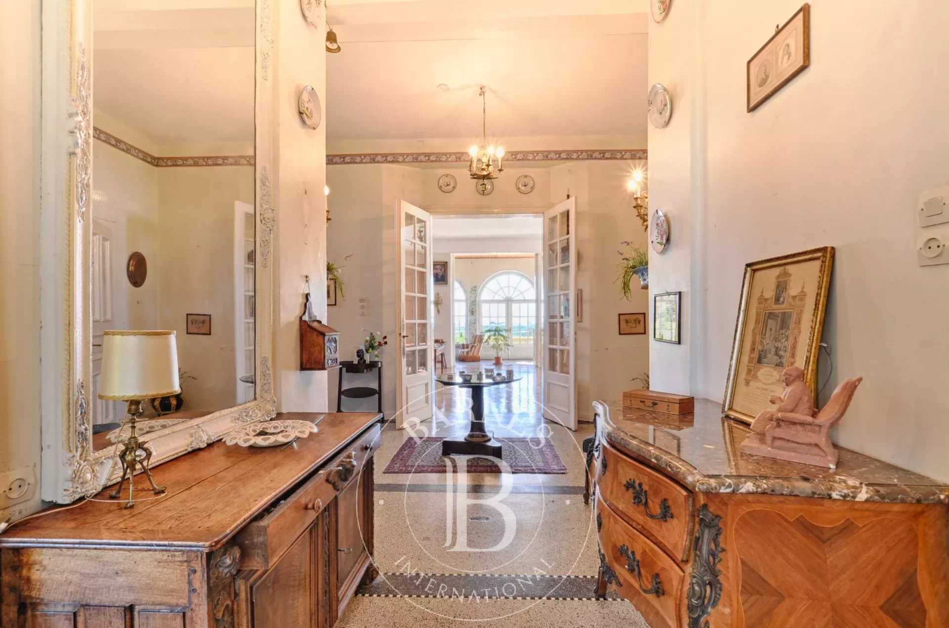 Sainte-Ruffine  - Propriété 12 Pi&egrave;ces 11 Chambres