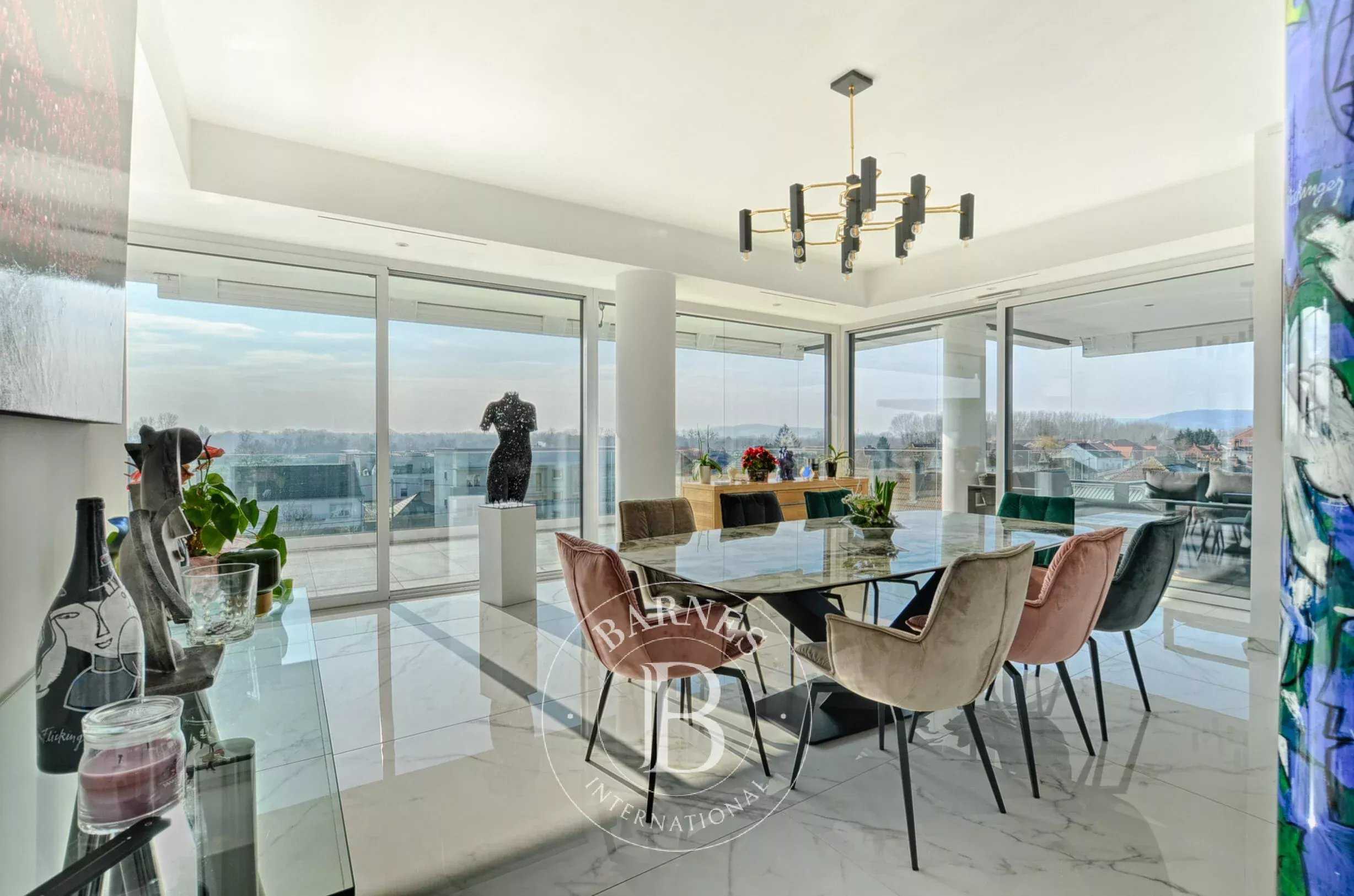 Scy-Chazelles  - Appartement 8 Pi&egrave;ces 4 Chambres