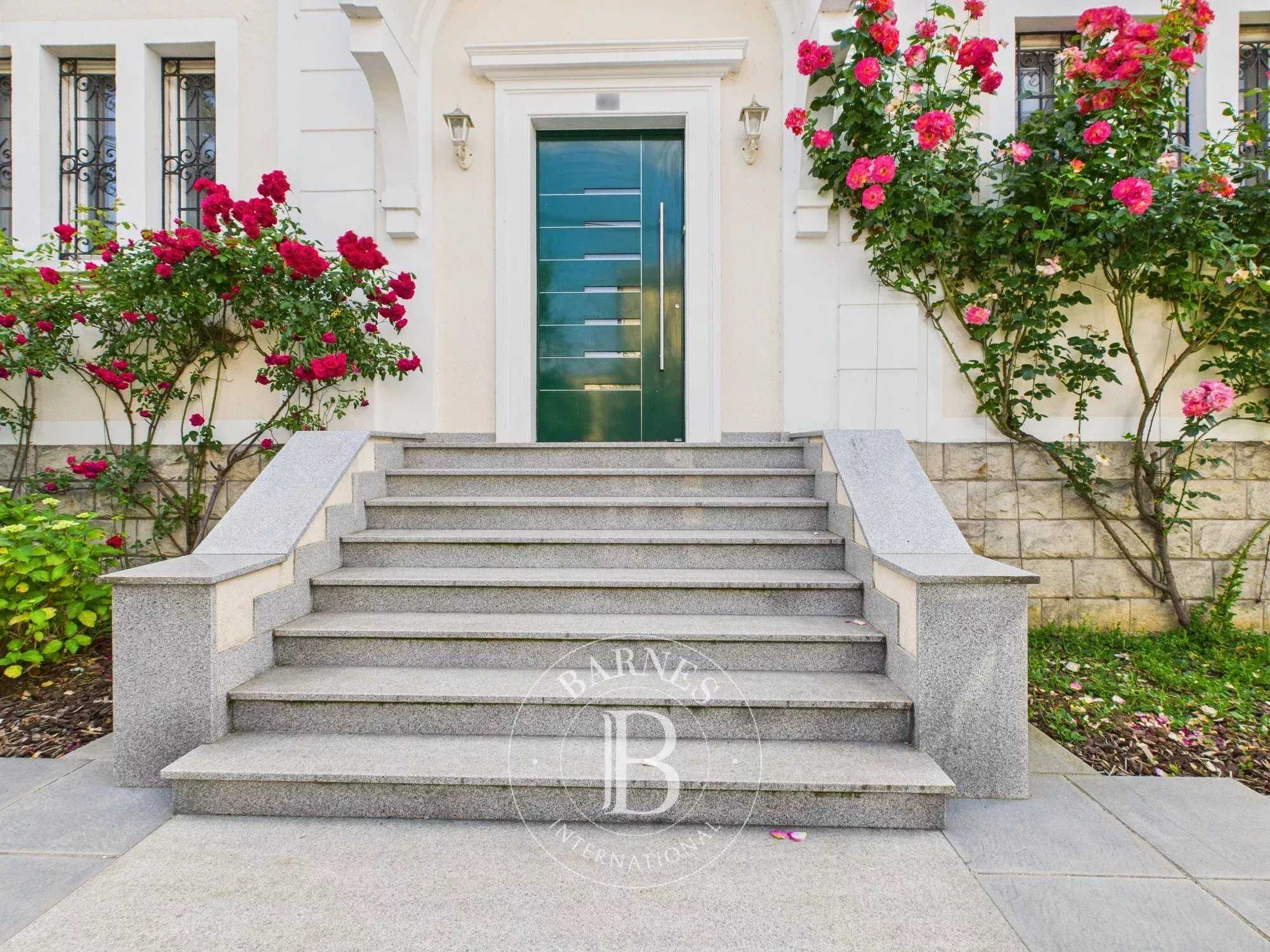 Audun-le-Tiche  - Maison 10 Pi&egrave;ces 6 Chambres