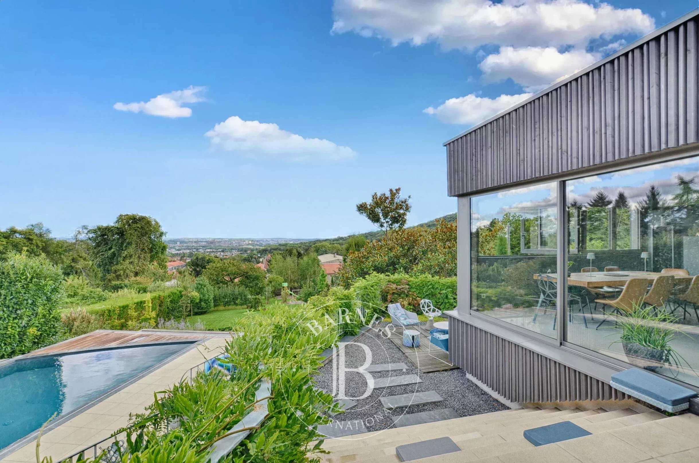 Plappeville  - Villa 9 Pi&egrave;ces 5 Chambres