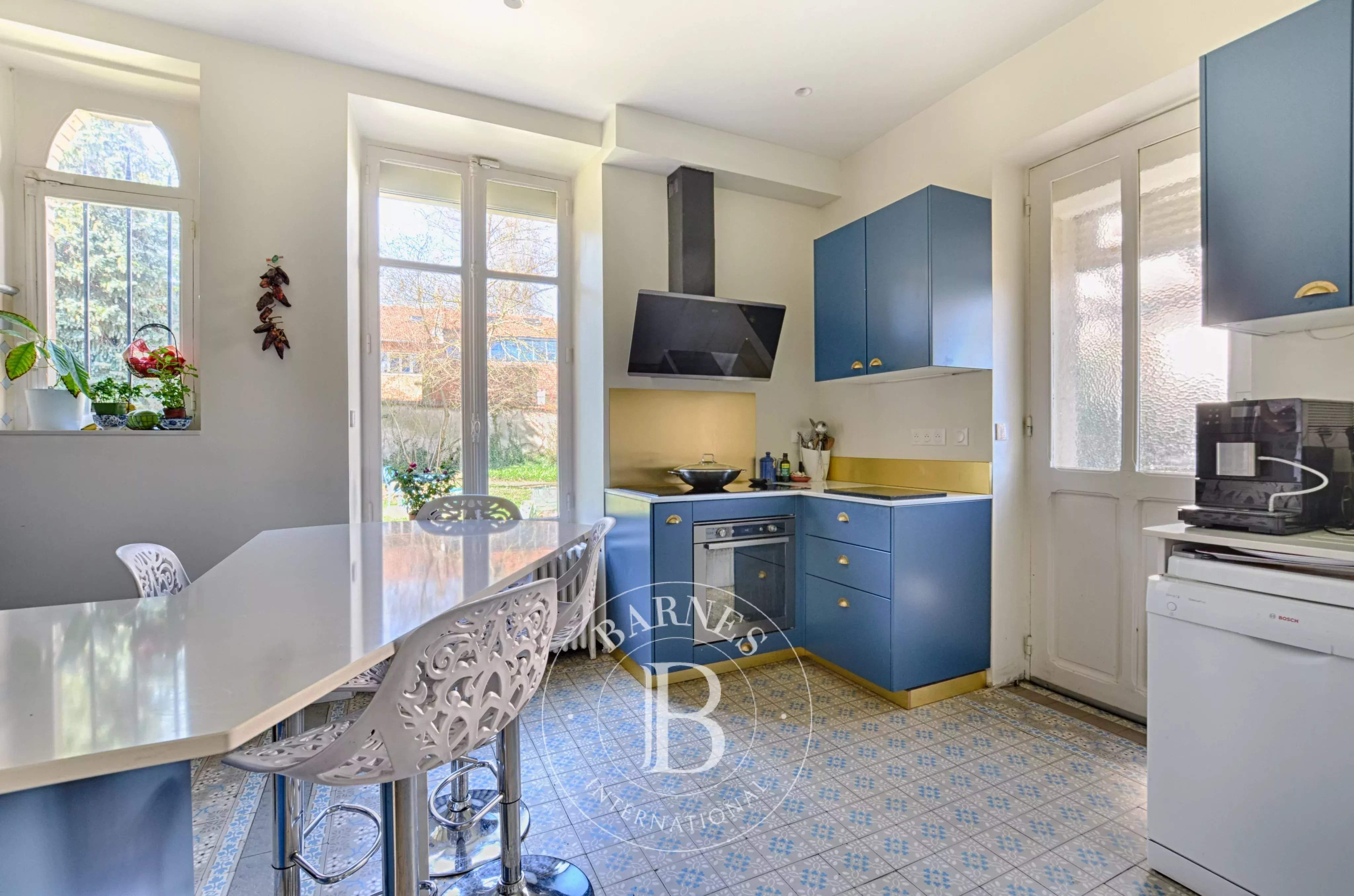 Nancy  - Maison de ville 10 Pi&egrave;ces 6 Chambres - picture 12