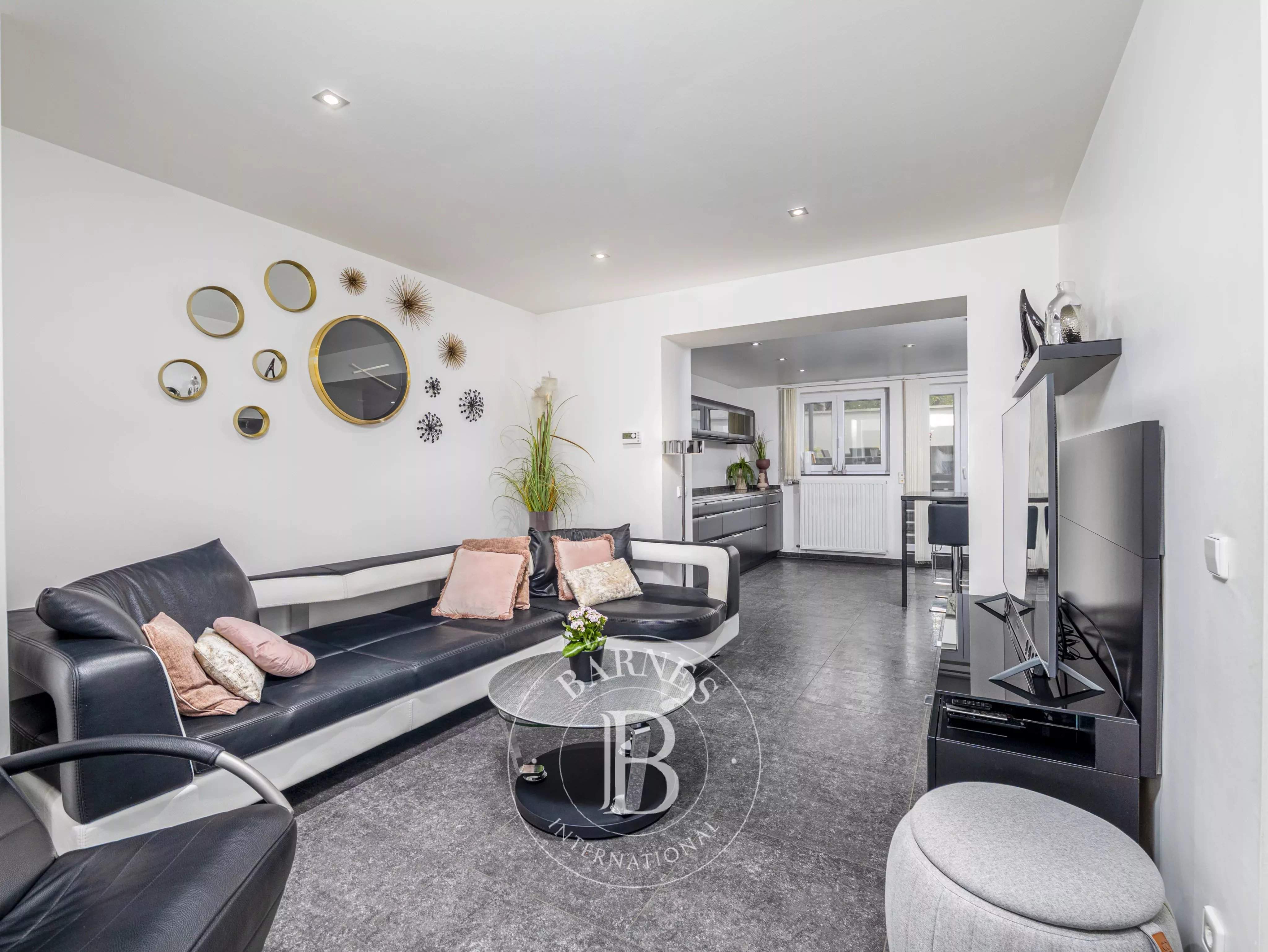 Hobscheid  - House 5 Bedrooms - picture 2