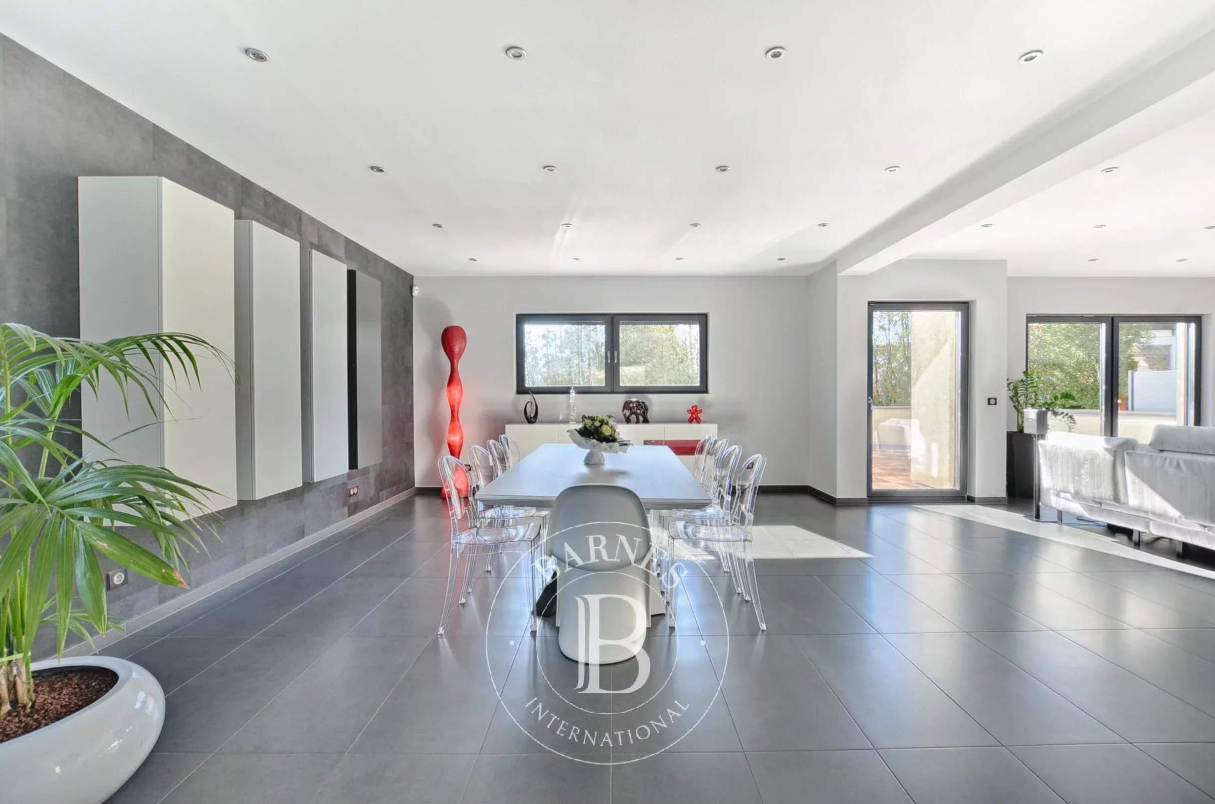 Thionville  - Villa 8 Pi&egrave;ces 4 Chambres - picture 9