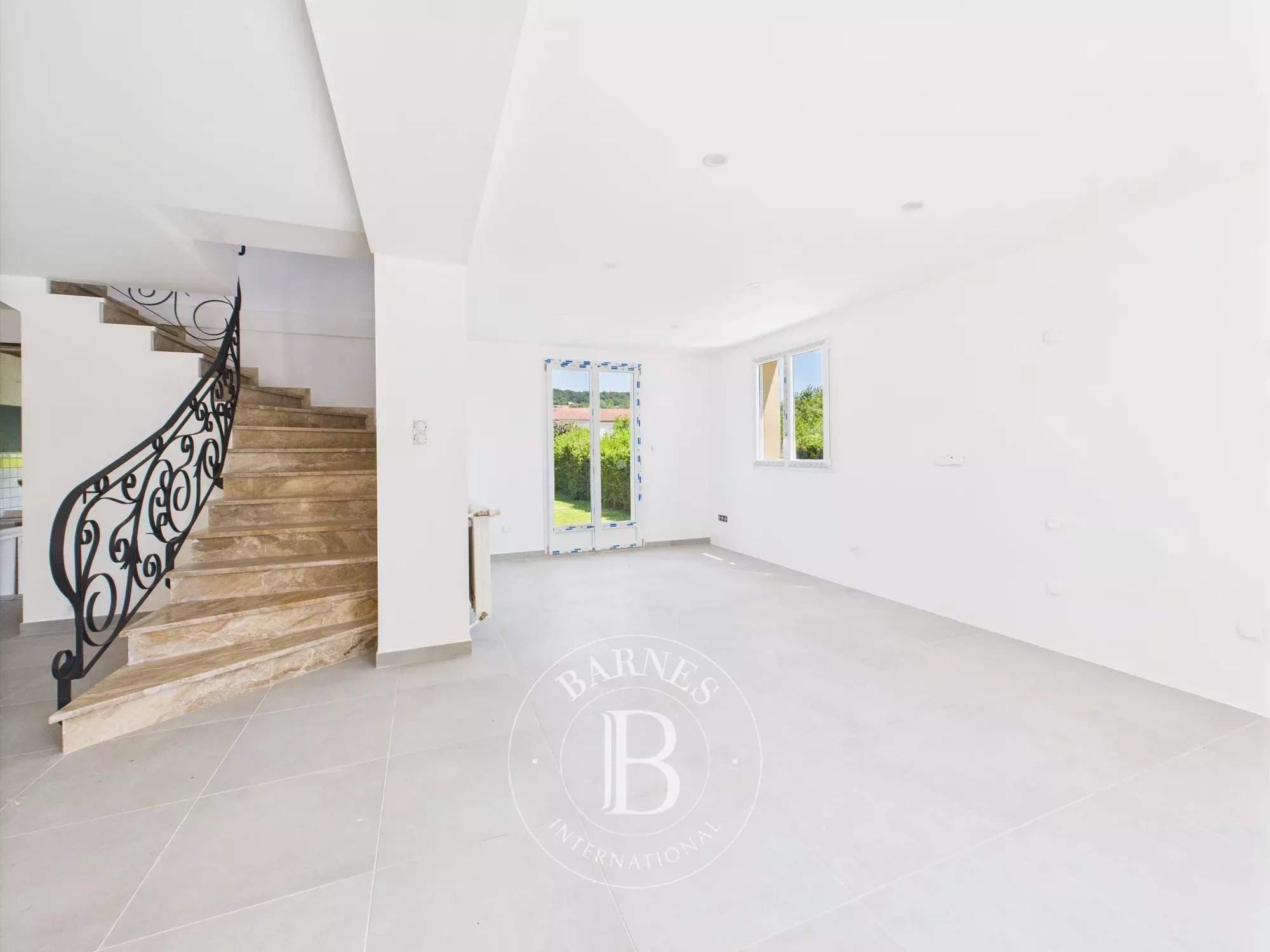 Nancy  - Maison 7 Pi&egrave;ces 3 Chambres - picture 4