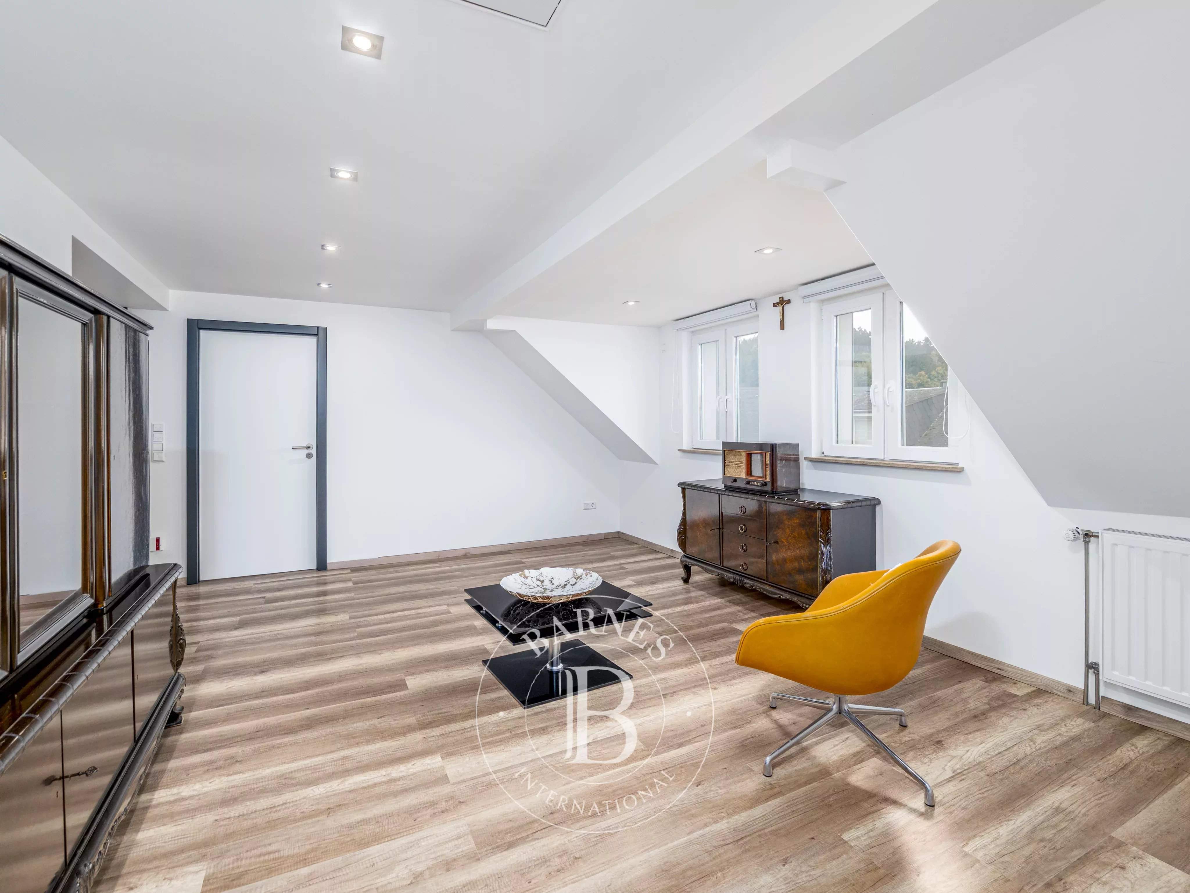 Hobscheid  - House 5 Bedrooms - picture 18