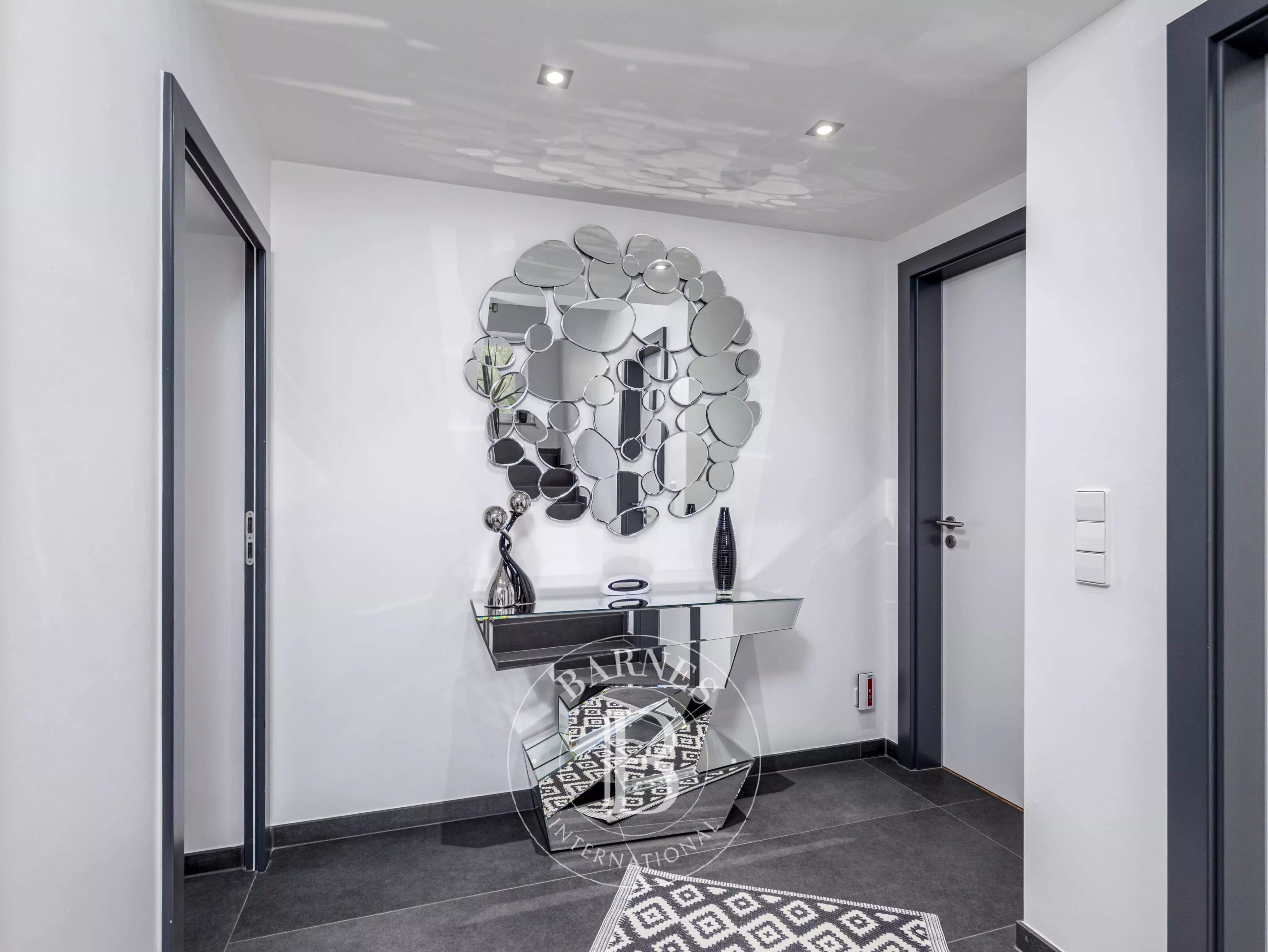 Hobscheid  - House 5 Bedrooms - picture 9