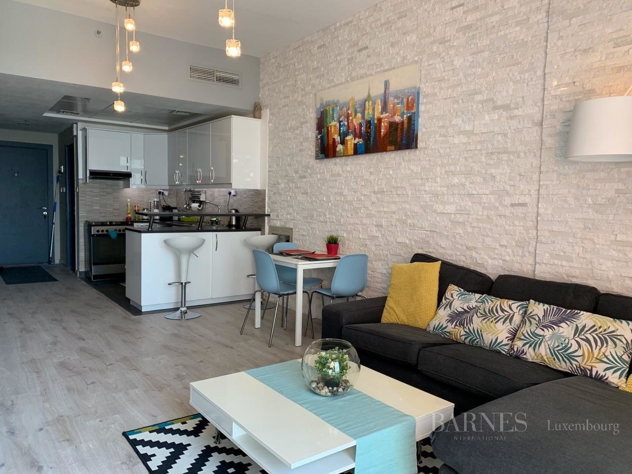 Apartment for sale 3 Bedrooms 1507 sq ft Dubai Silicon Oasis - € 320,250
