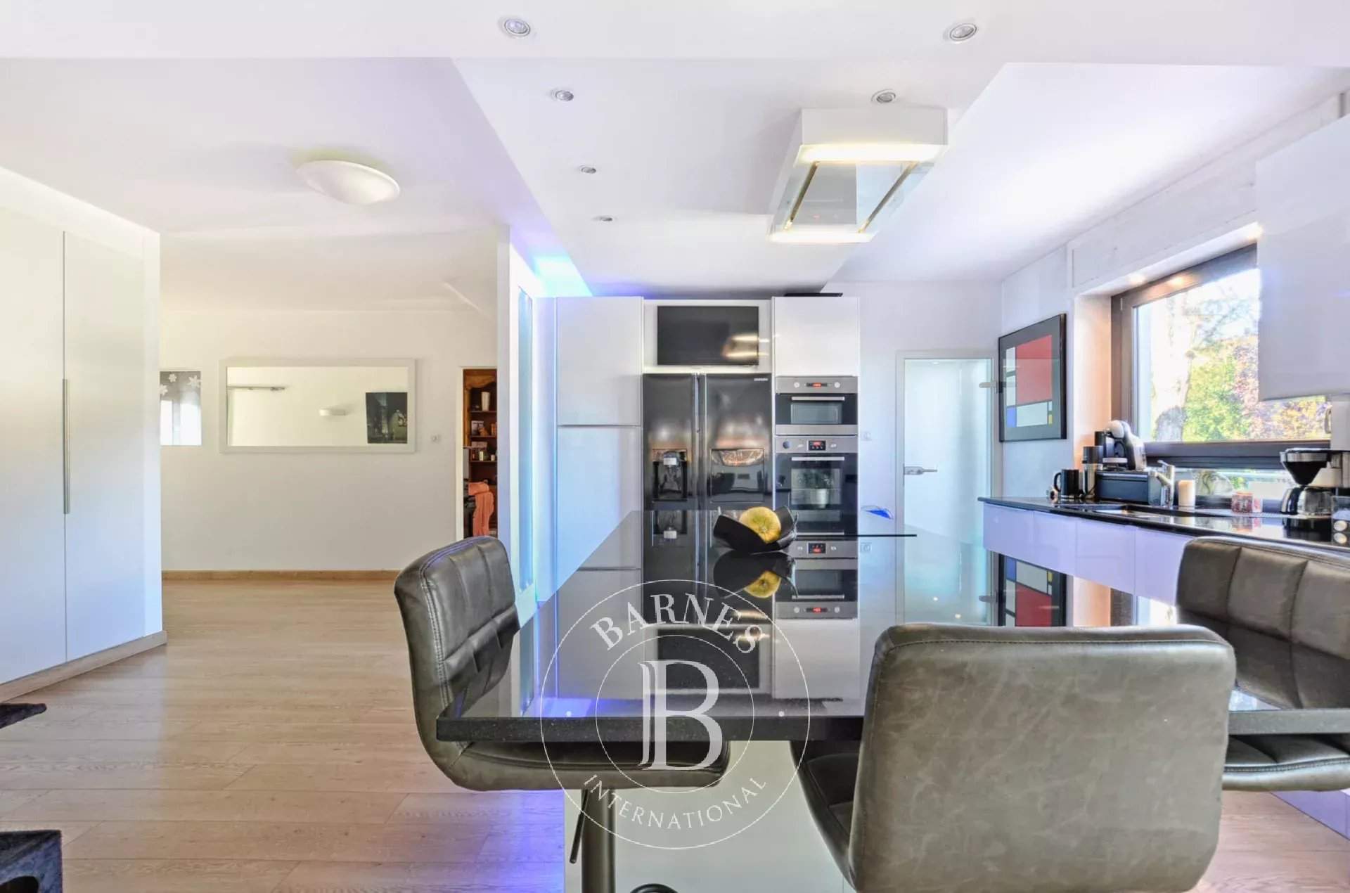 Thionville  - Villa 9 Pi&egrave;ces 6 Chambres - picture 4