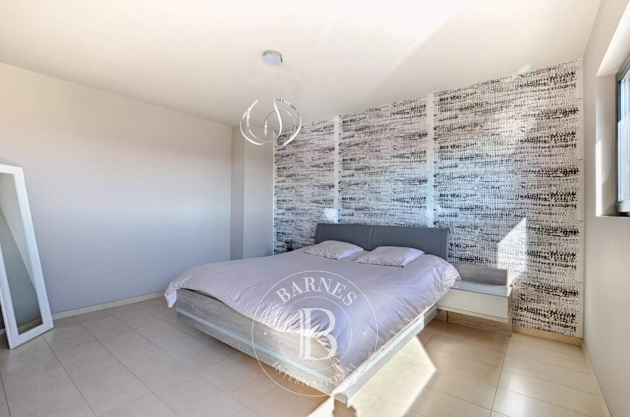 Thionville  - Villa 8 Pi&egrave;ces 4 Chambres - picture 19