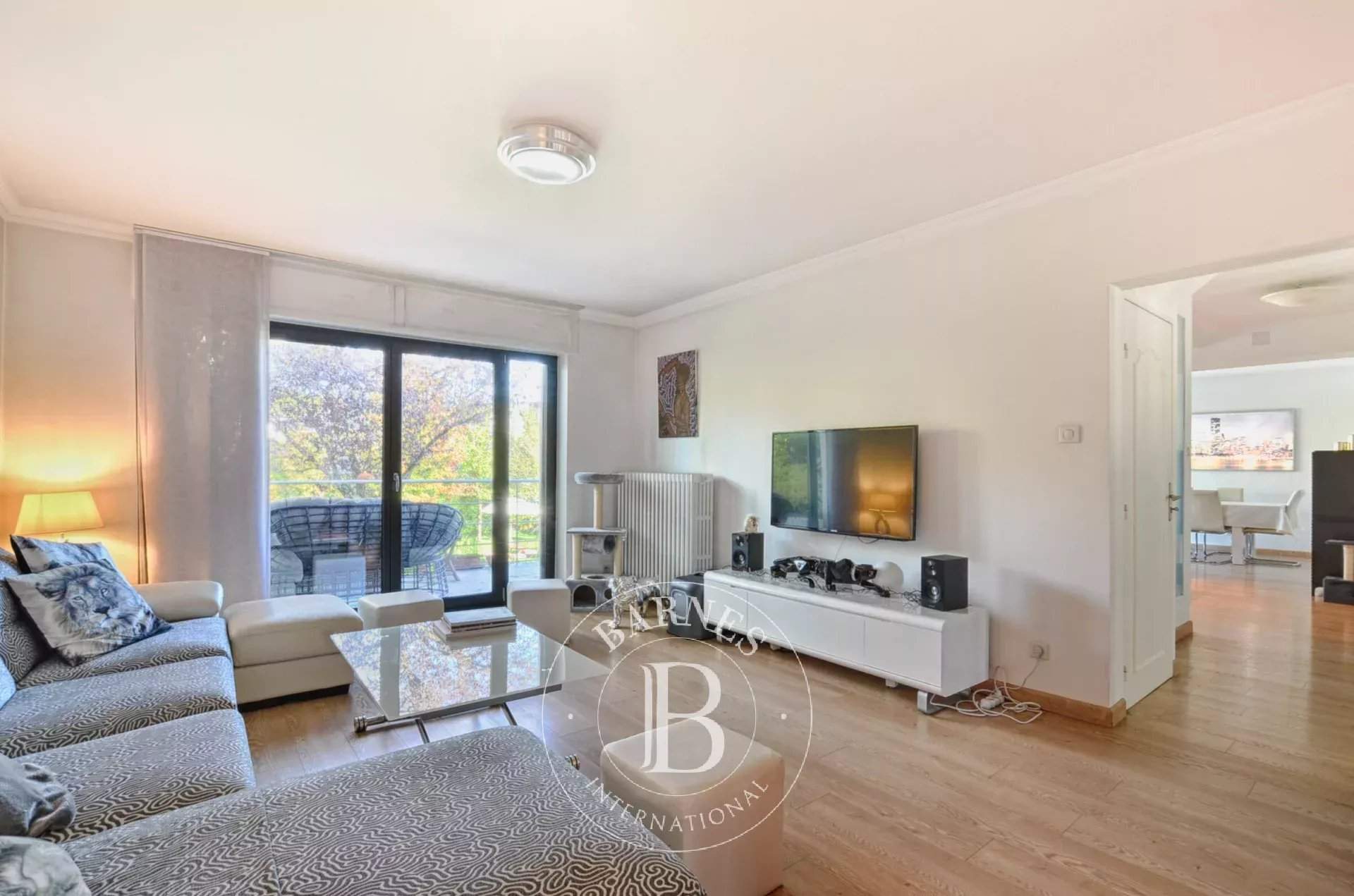 Thionville  - Villa 9 Pi&egrave;ces 6 Chambres - picture 8