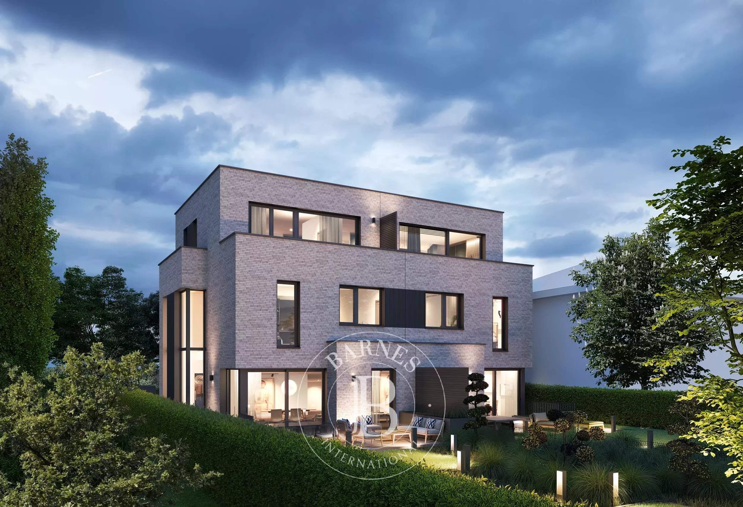 Bertrange  - Link House 3 Bedrooms - picture 1