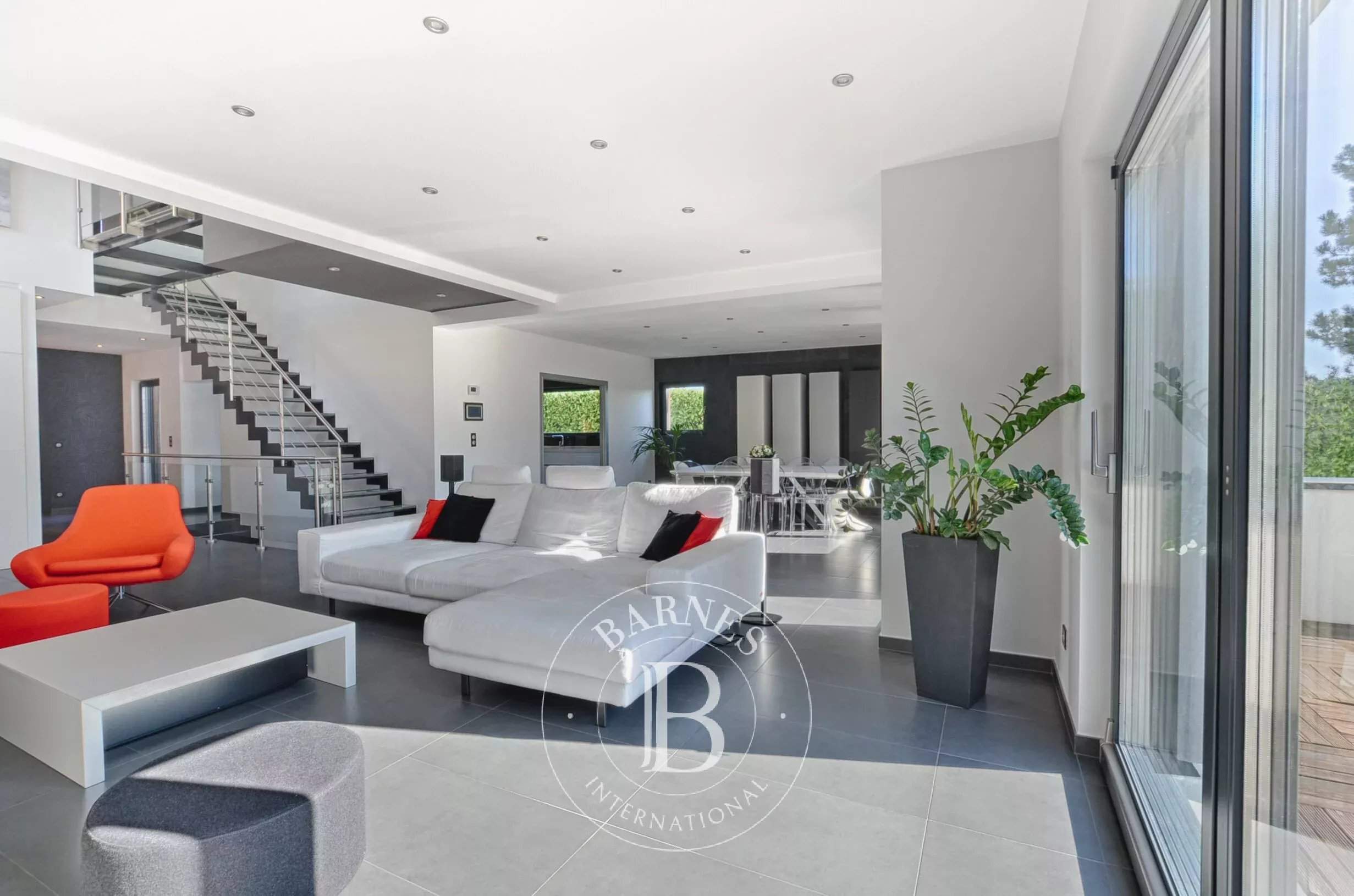 Thionville  - Villa 8 Pi&egrave;ces 4 Chambres - picture 1