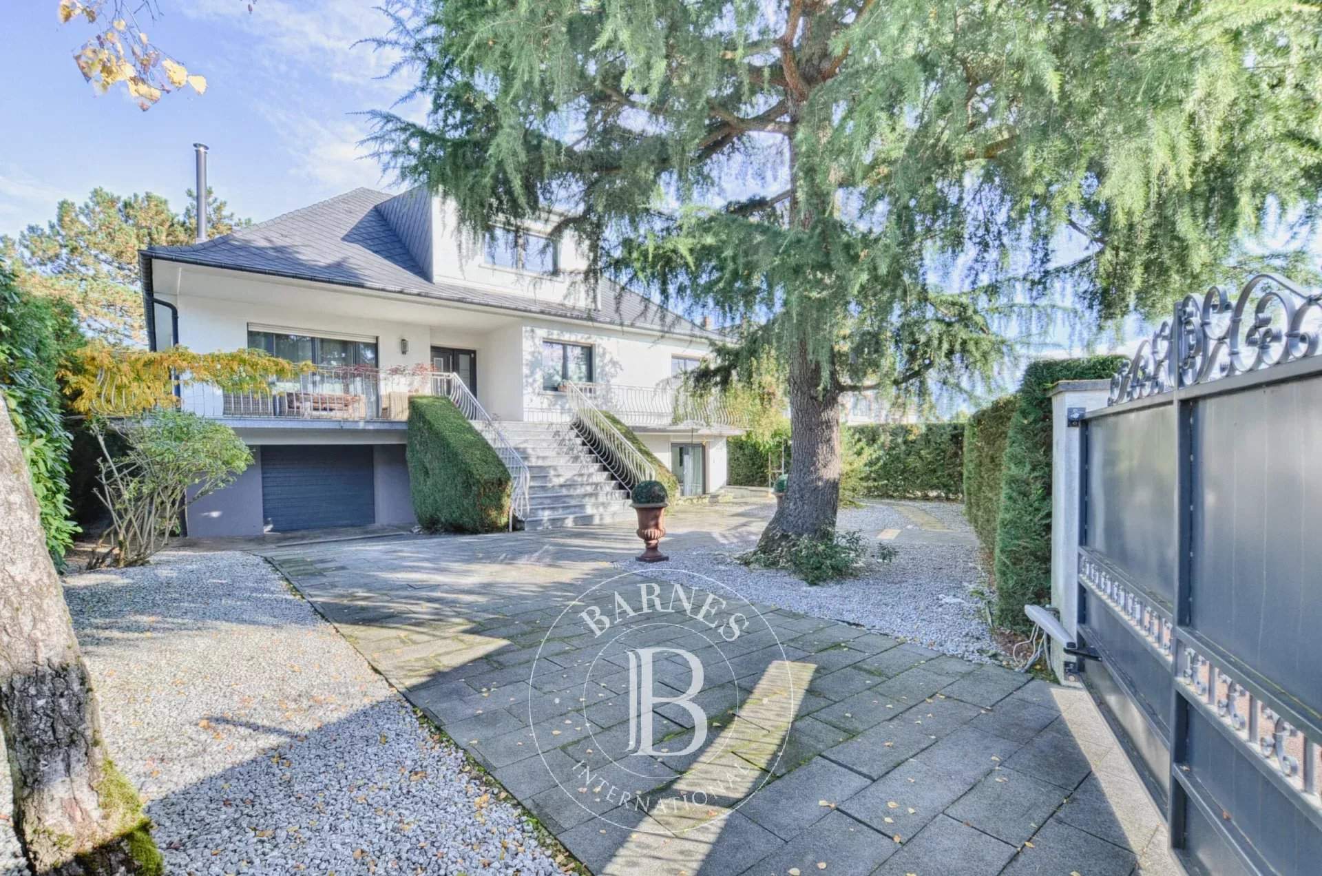 Thionville  - Villa 9 Pi&egrave;ces 6 Chambres - picture 19