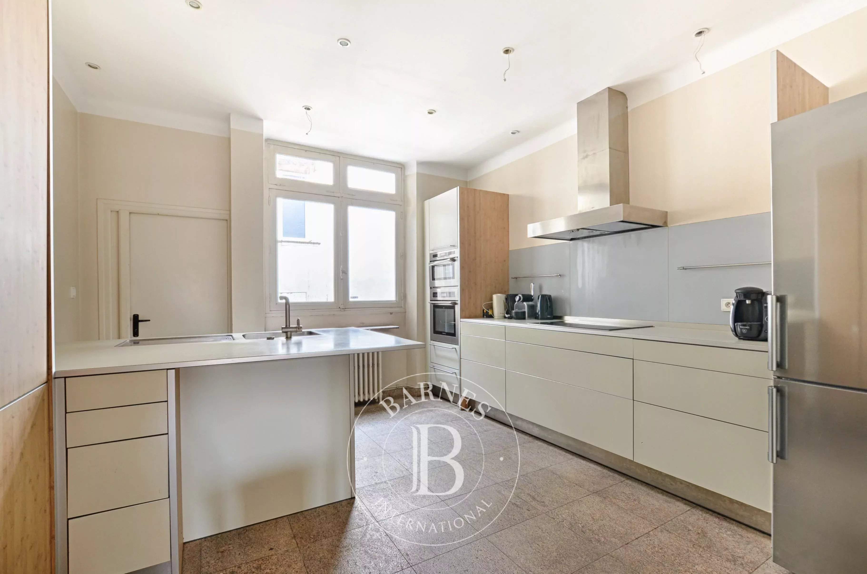 Nancy  - Hôtel particulier 11 Pi&egrave;ces 6 Chambres - picture 16