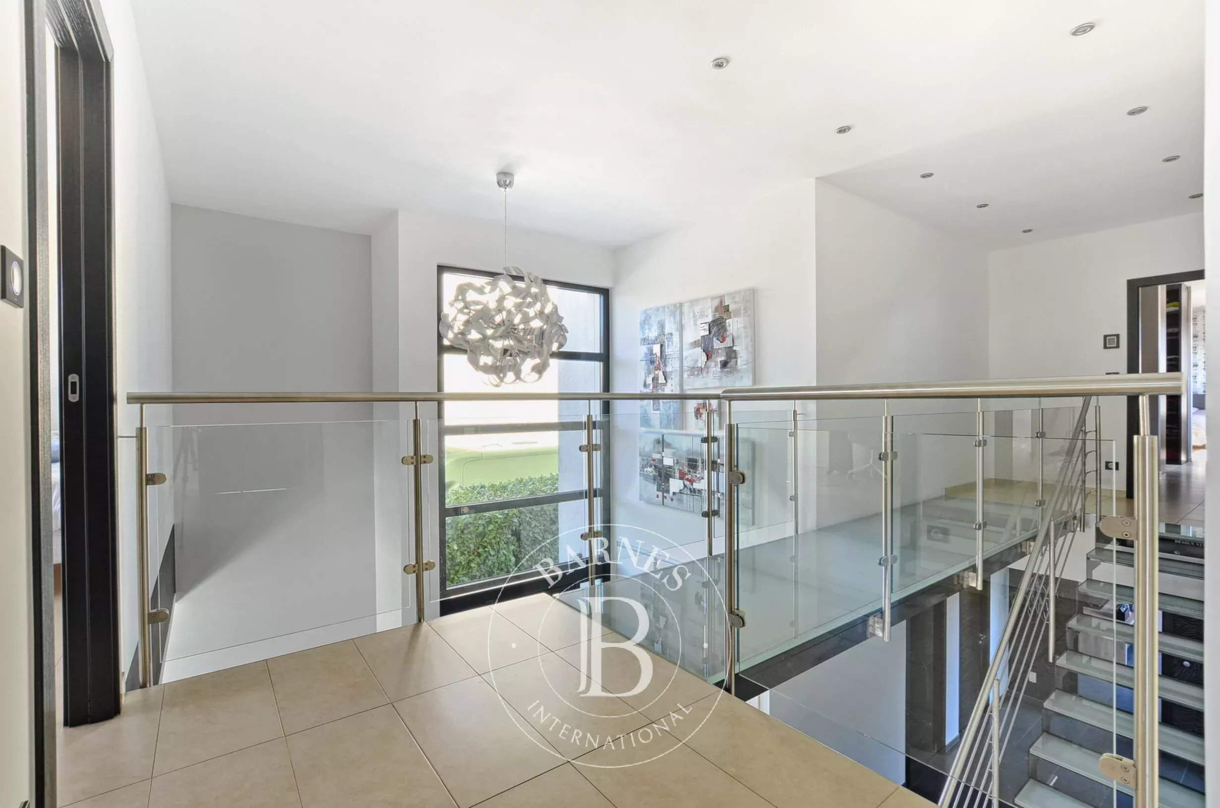 Thionville  - Villa 8 Pi&egrave;ces 4 Chambres - picture 17